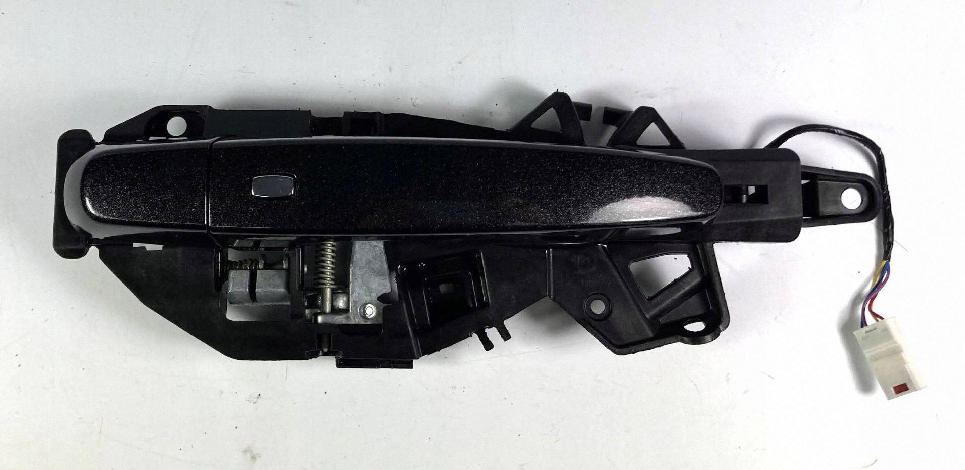 Chevrolet Camaro handle exterior right 4 pin Keyless 2016-24