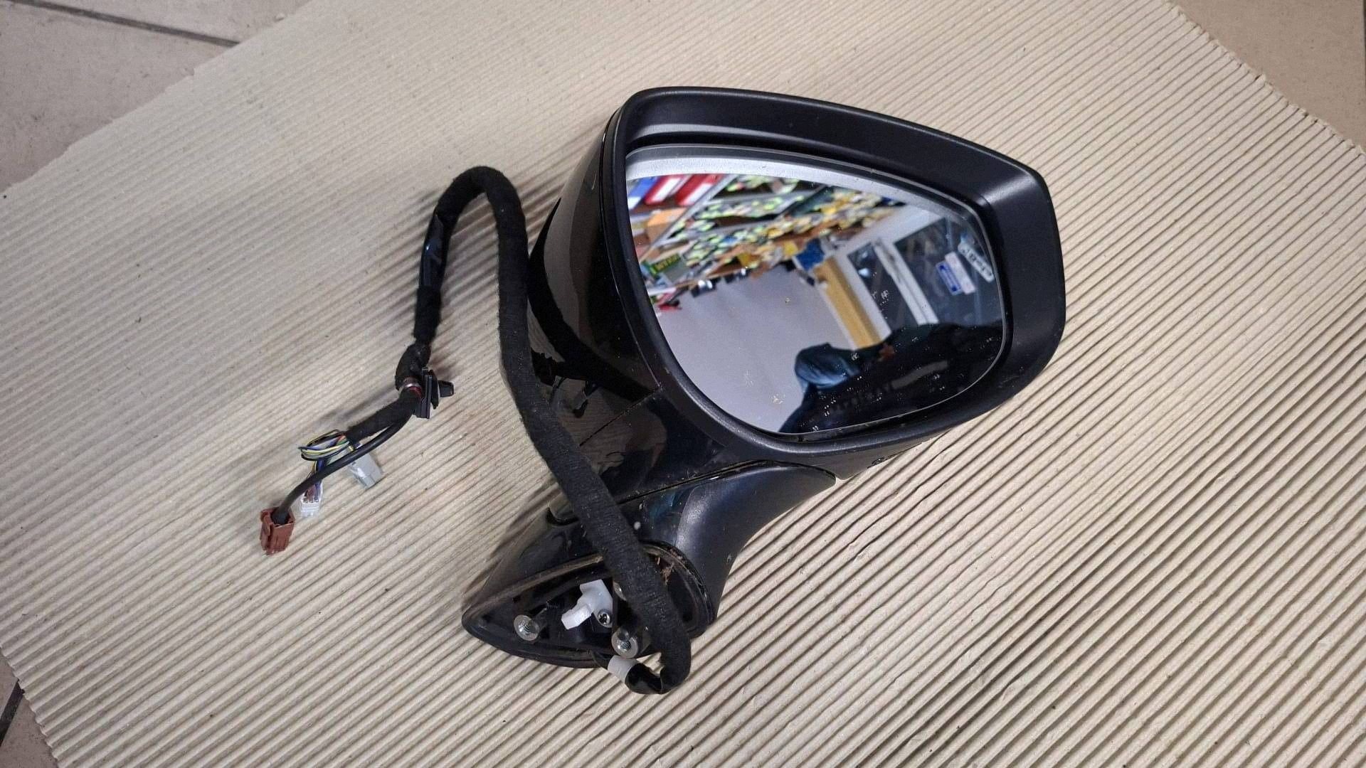 electrics mirror side right side Mazda CX-60 9+4+1 pin