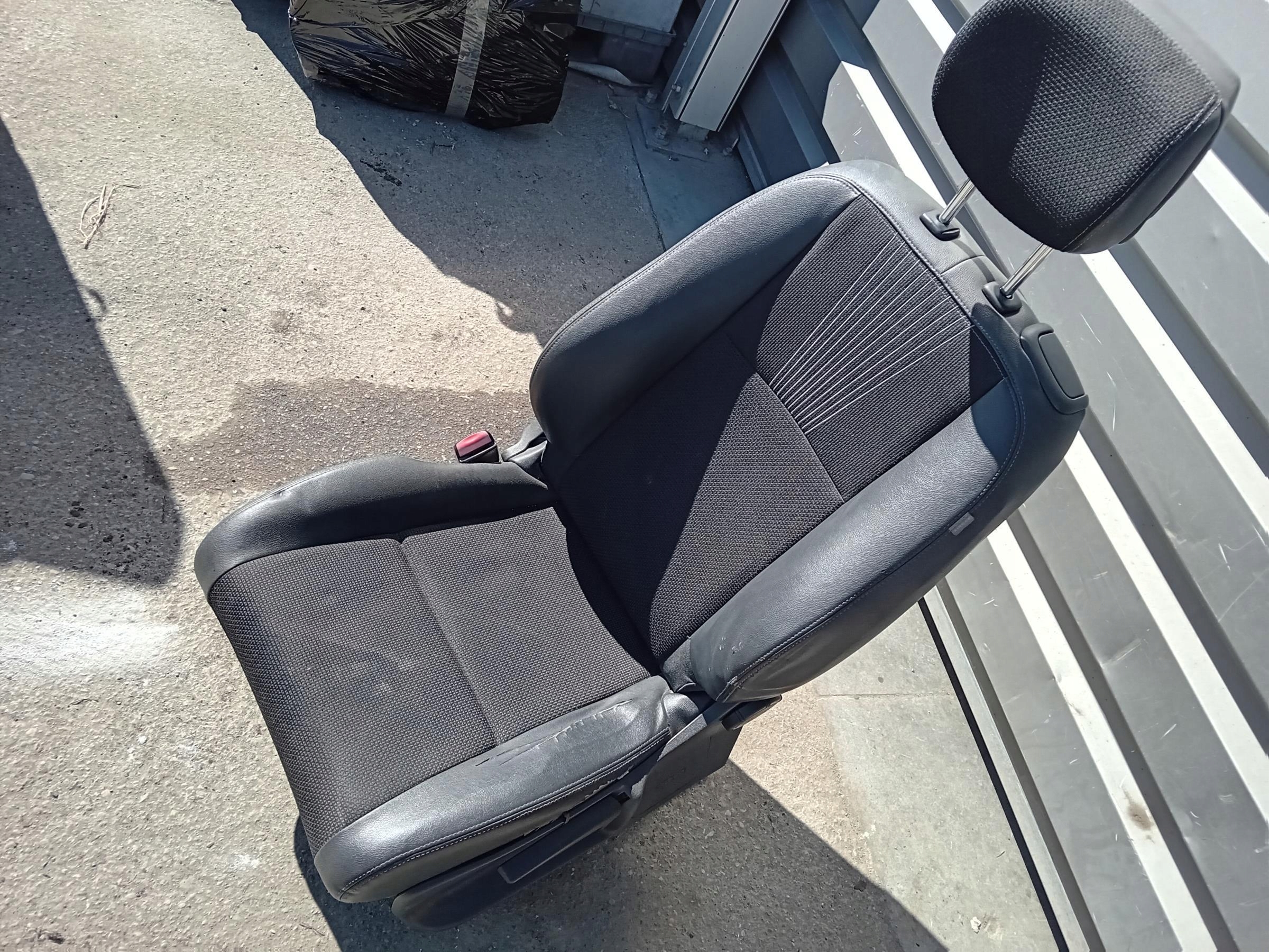 FOTEL KIEROWCY RENAULT MEGANE III