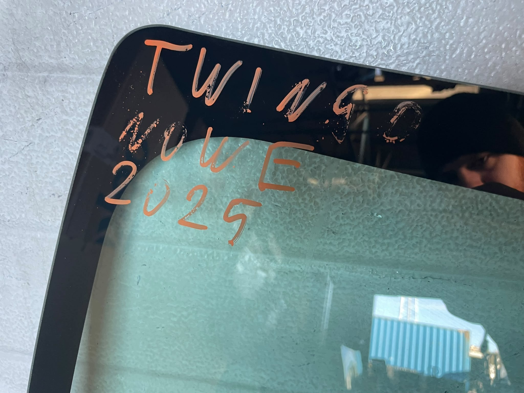windschutzscheibe vorne Renault Twingo E-tech elektryk 2025r. original