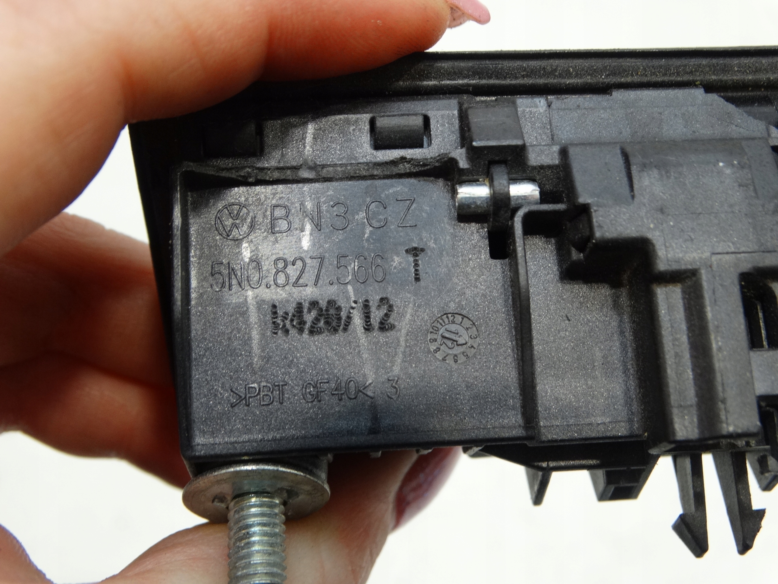 handle bonnet lever bonnet AUDI A4 B8 07-15R. 5N0827566T