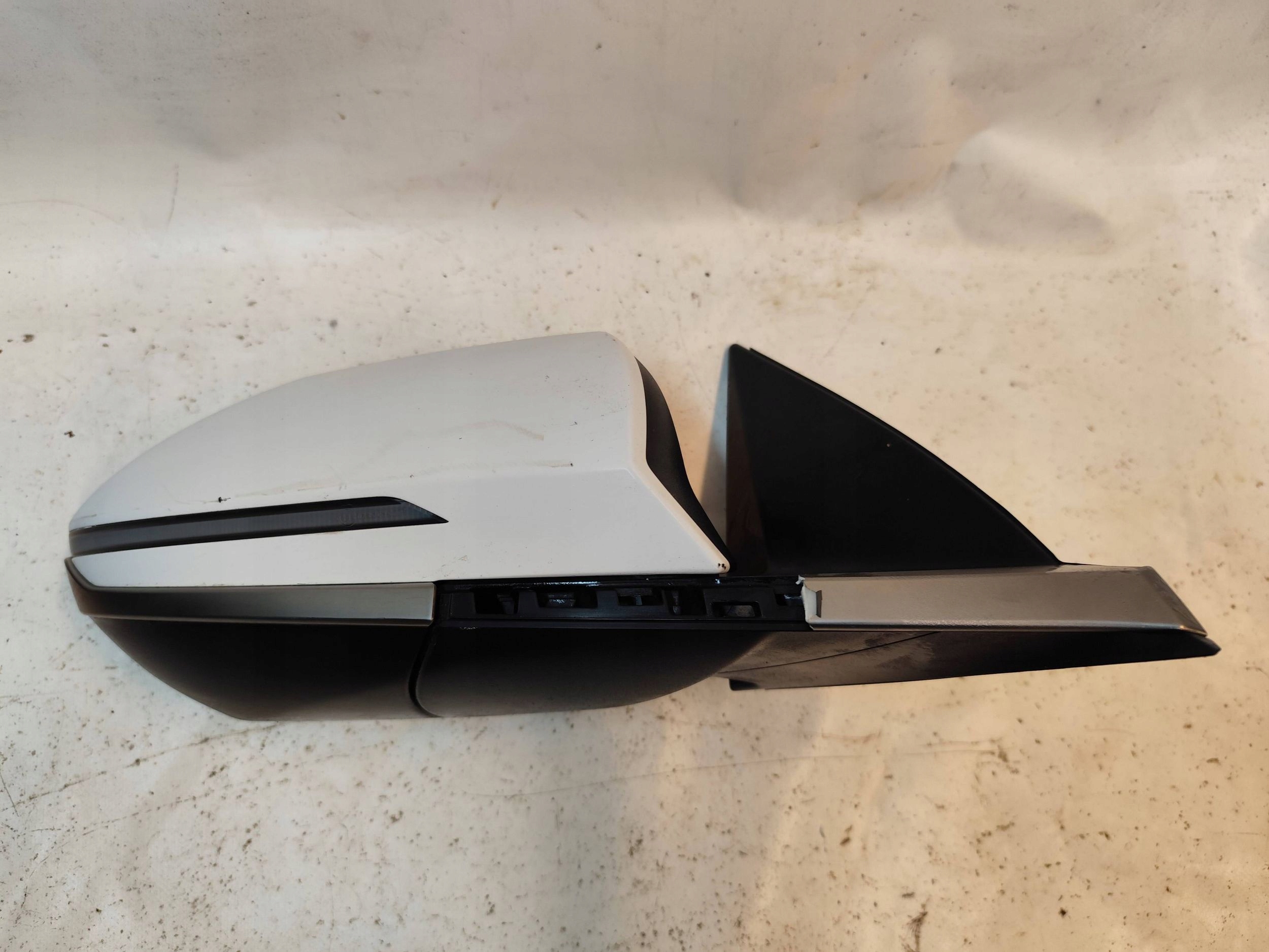 HYUNDAI TUCSON IV mirror right 8 PIN