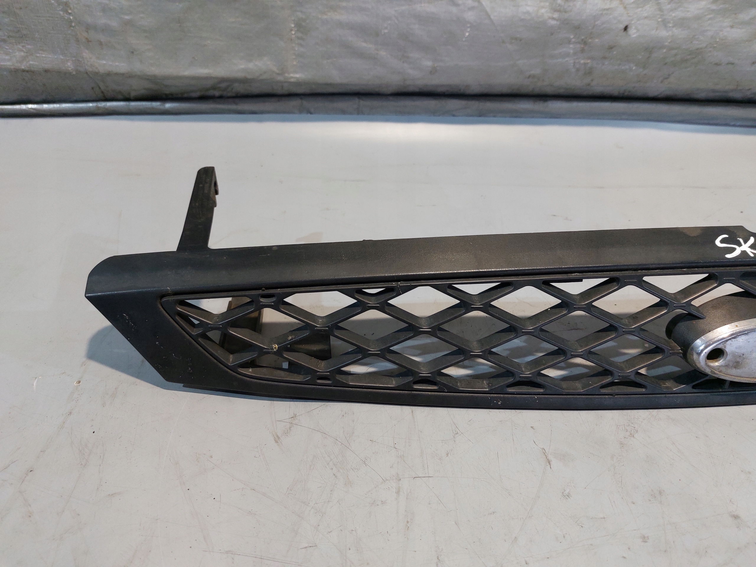 grill grille radiator FORD FOCUS MKI FL