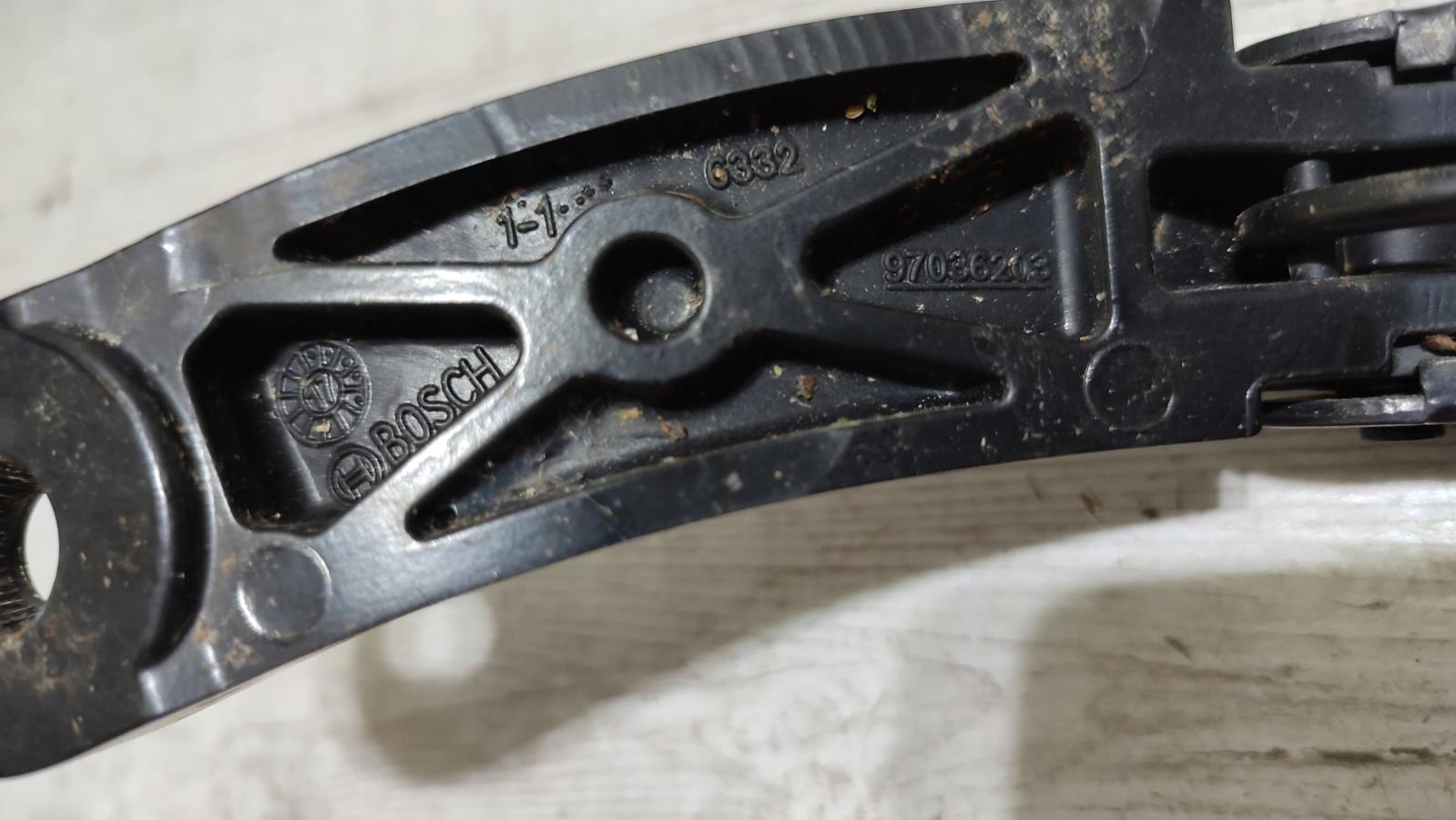 wiper arm right 1.4 Opel Astra K