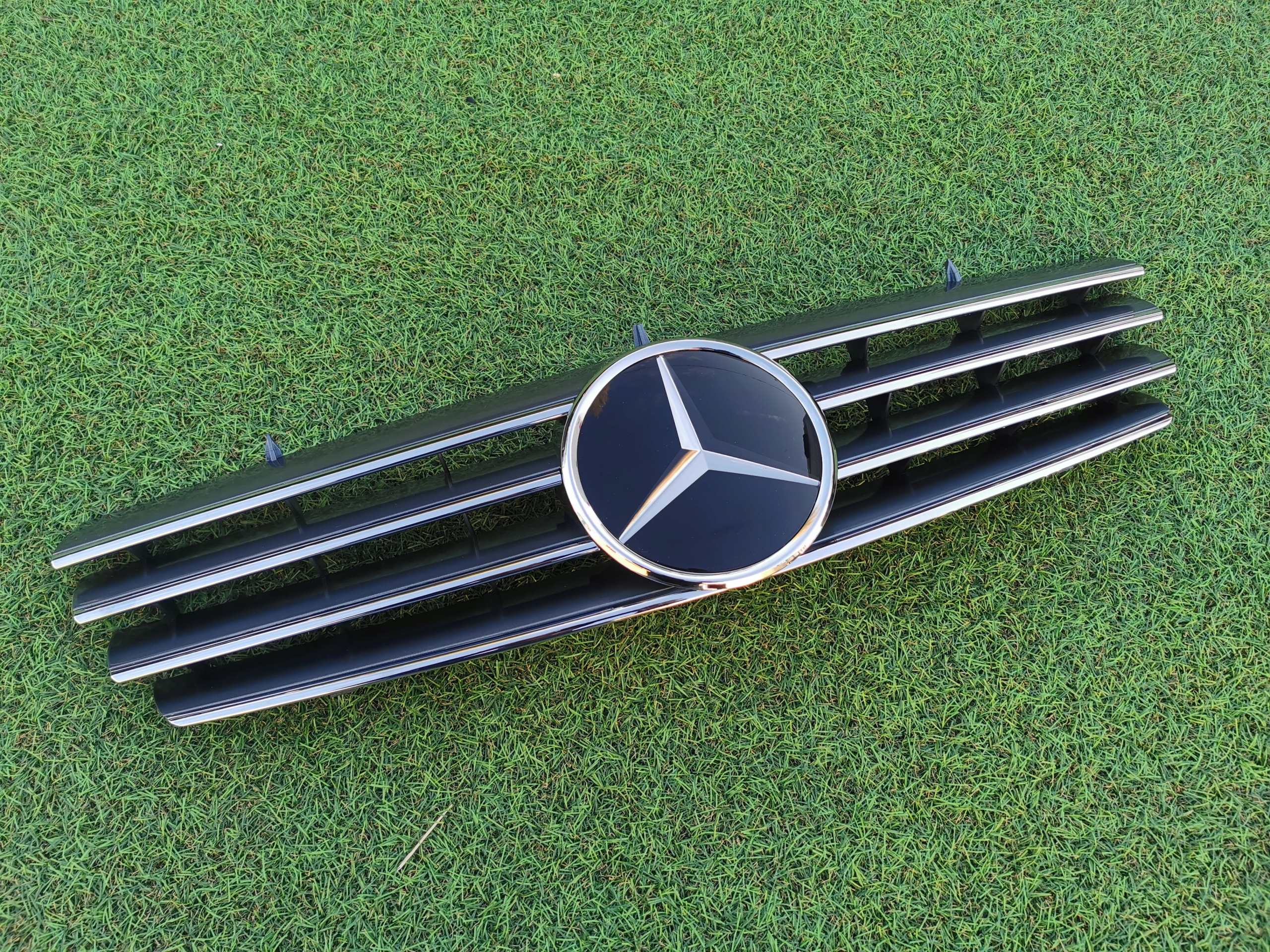 MERCEDES CL 215 ATRAPA GRILL nowy!