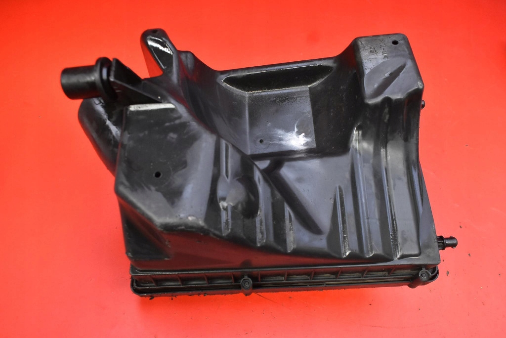 Gehäuse filter luft 55353466 SJ OPEL ASTRA 3 III H 1.7 CDTI 100 KM