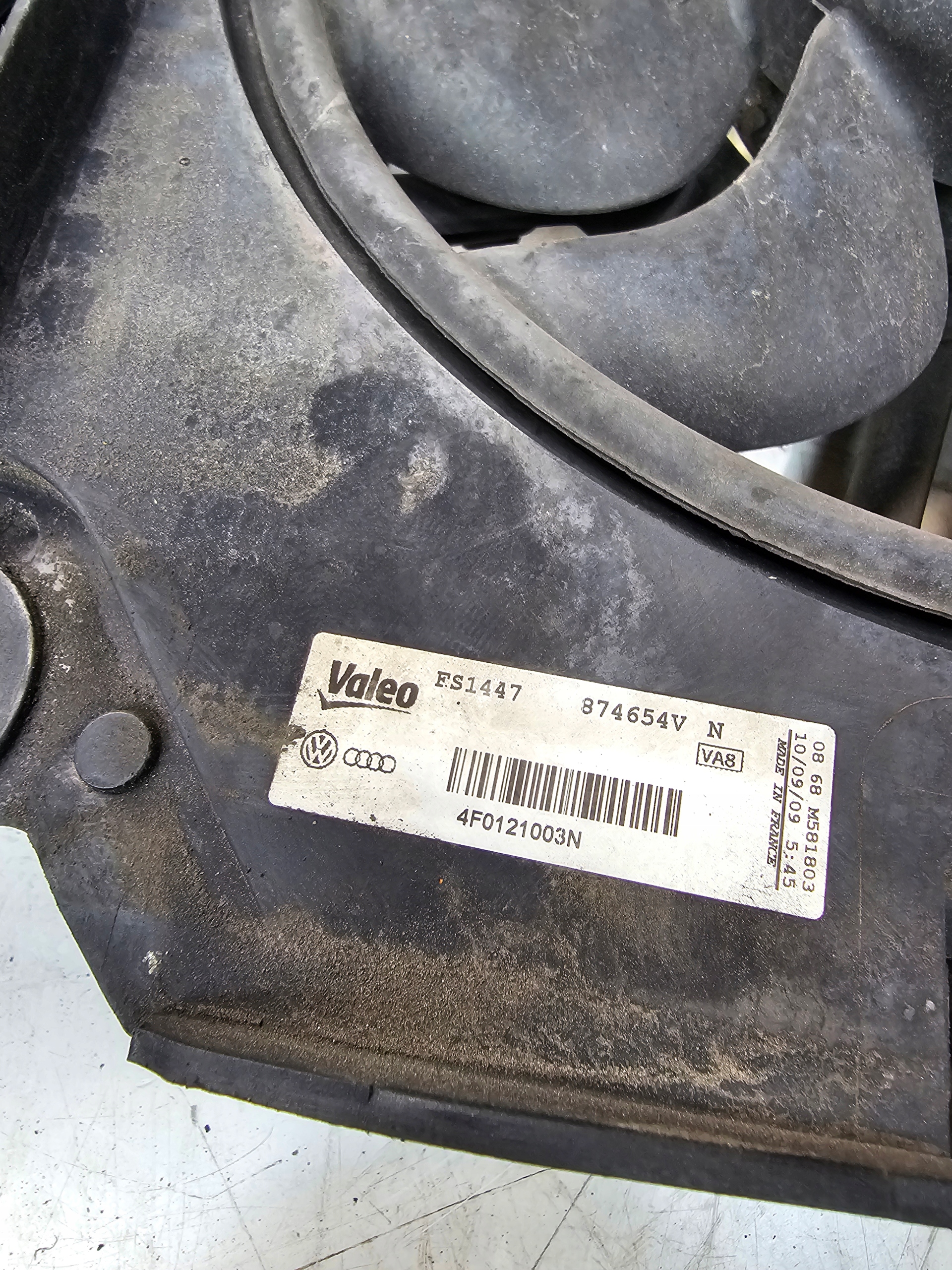 LÜFTER LÜFTER AUDI A6 C6 2.4 3.2 FSI 4F0121003N