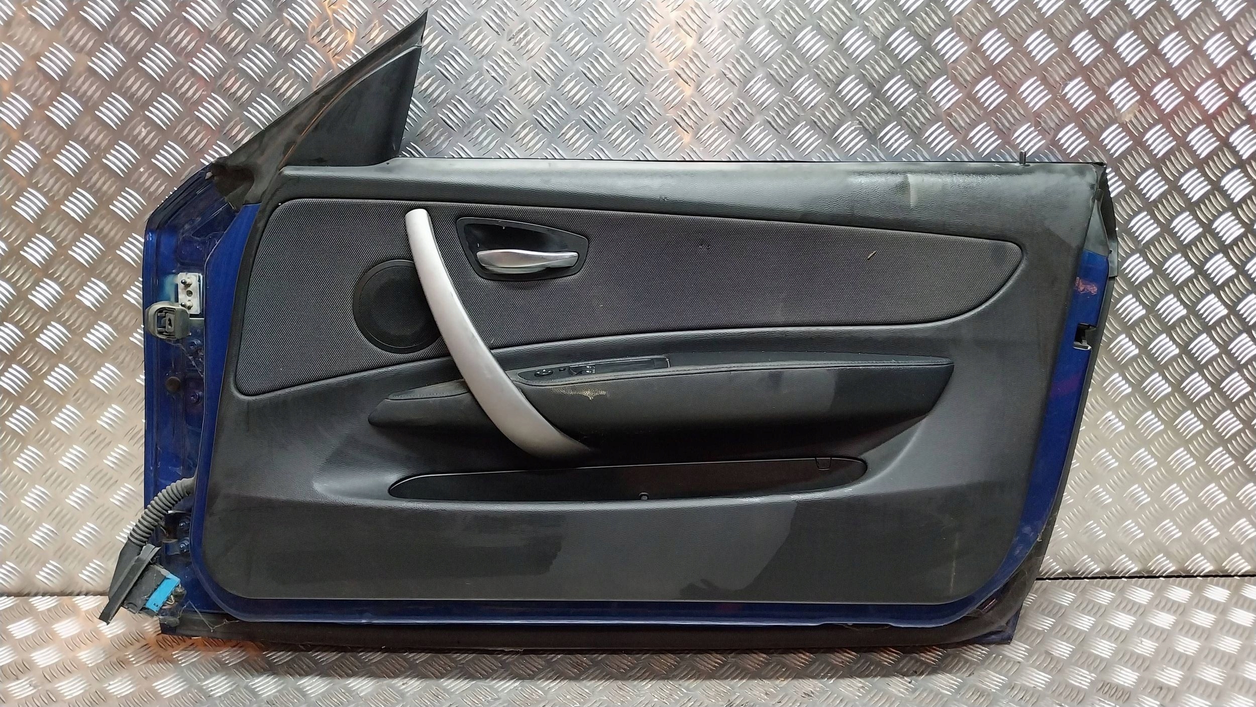 vrata desna BMW 1 E88 E81 E82 COUPE CABRIO 07