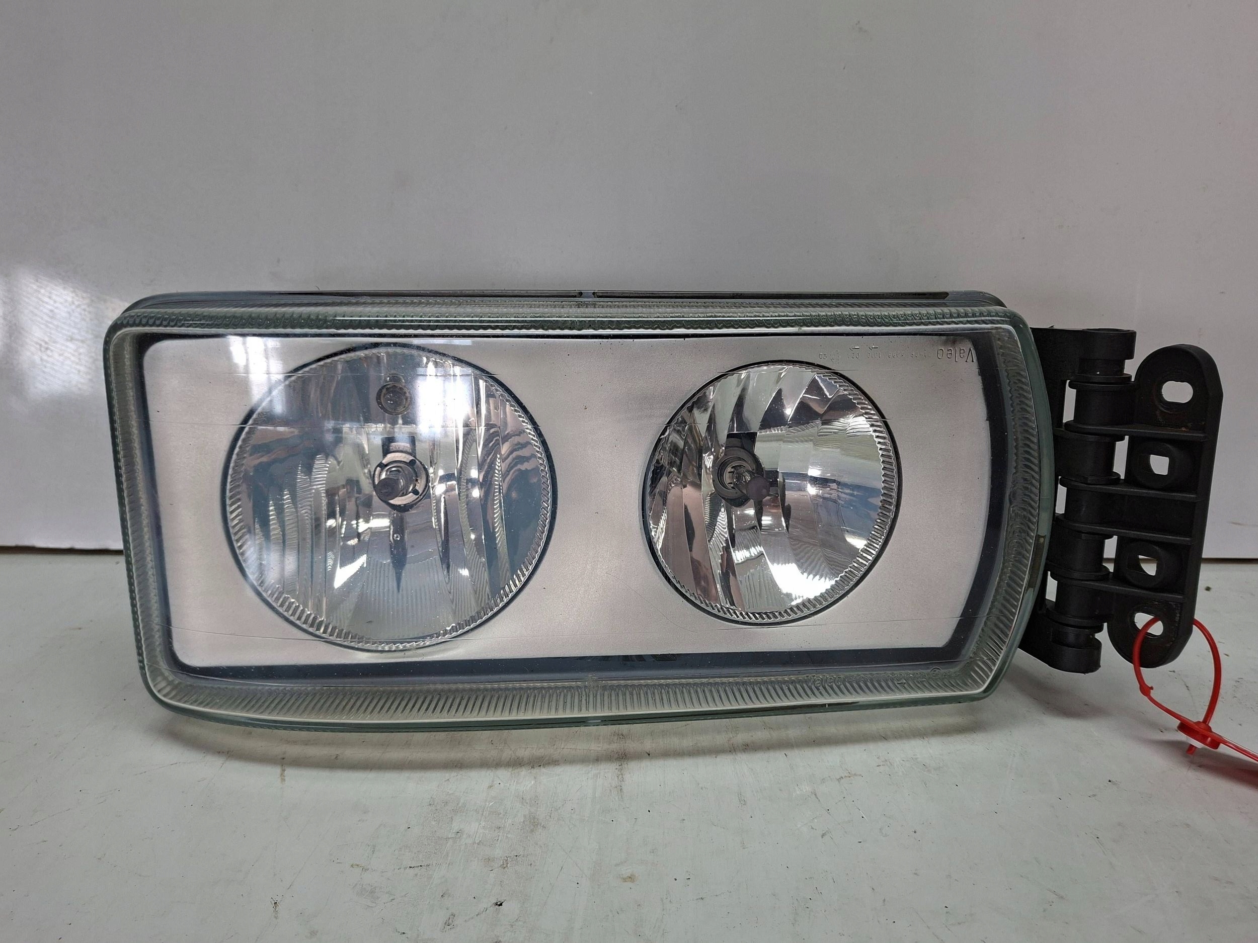 light front left 504047590 IVECO EUROCARGO II