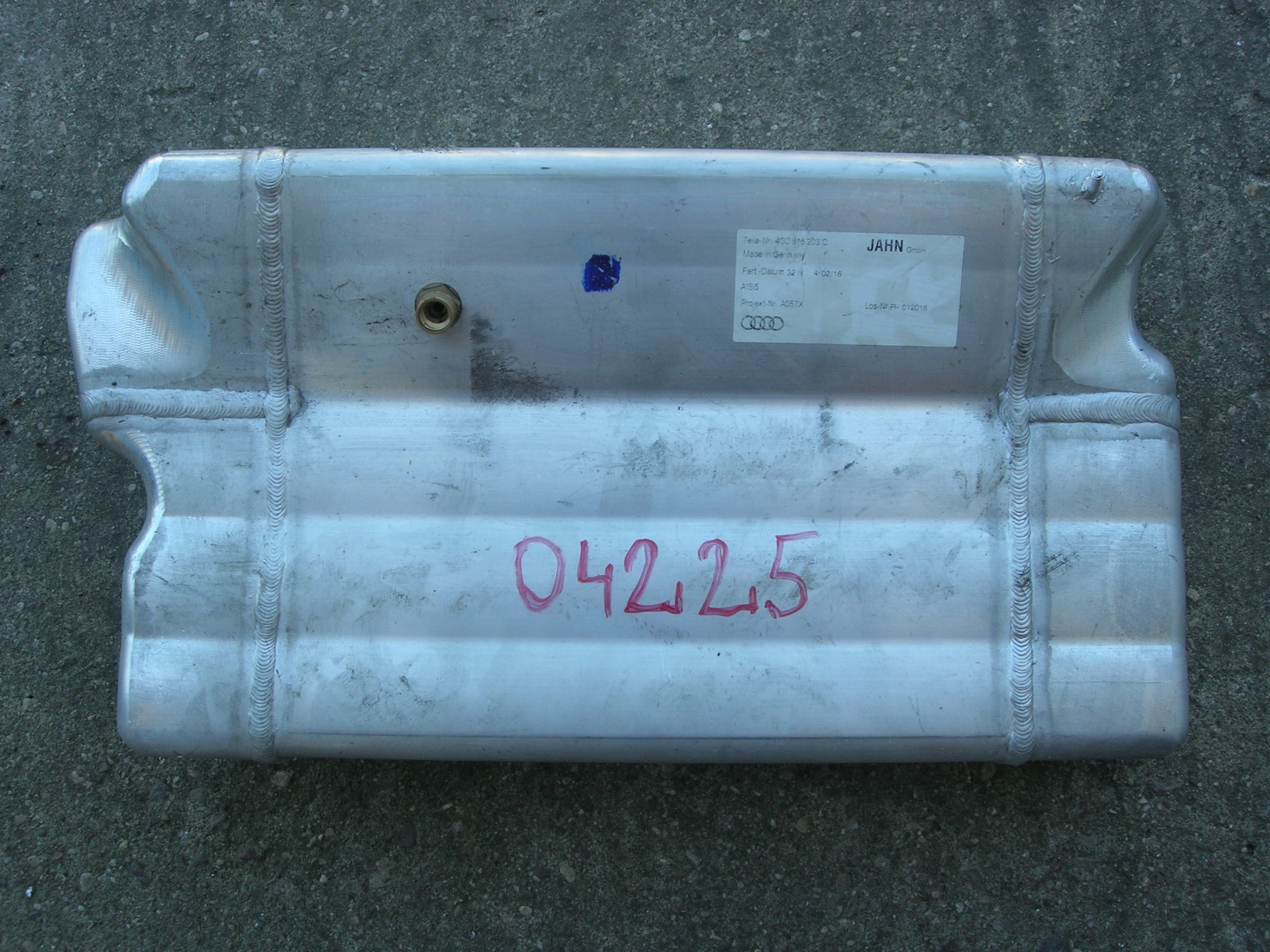 Воздушный бак AUDI A6 C7 4G0616203C в-ва
