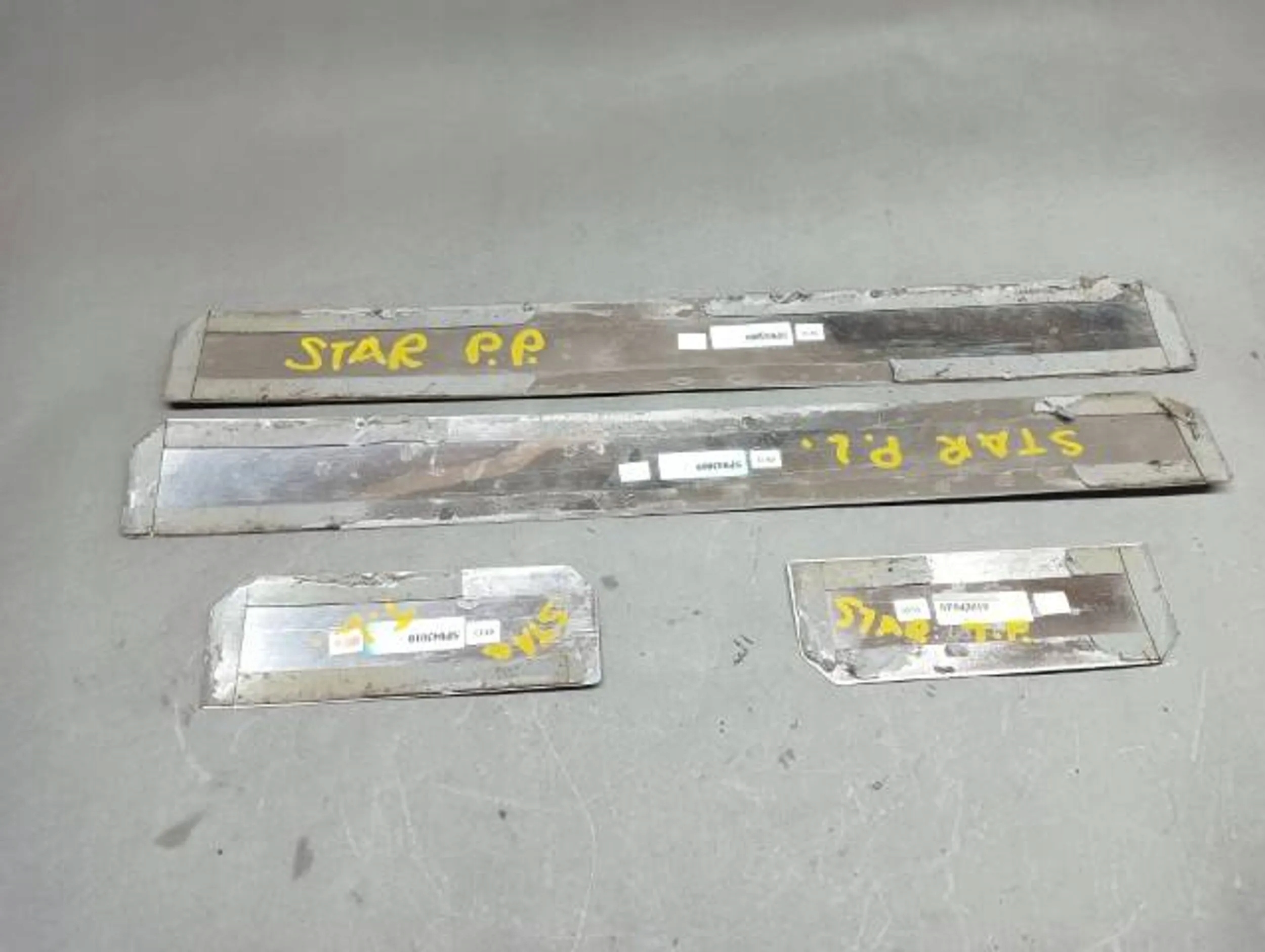 Space Star II молдинг двери порога комплект