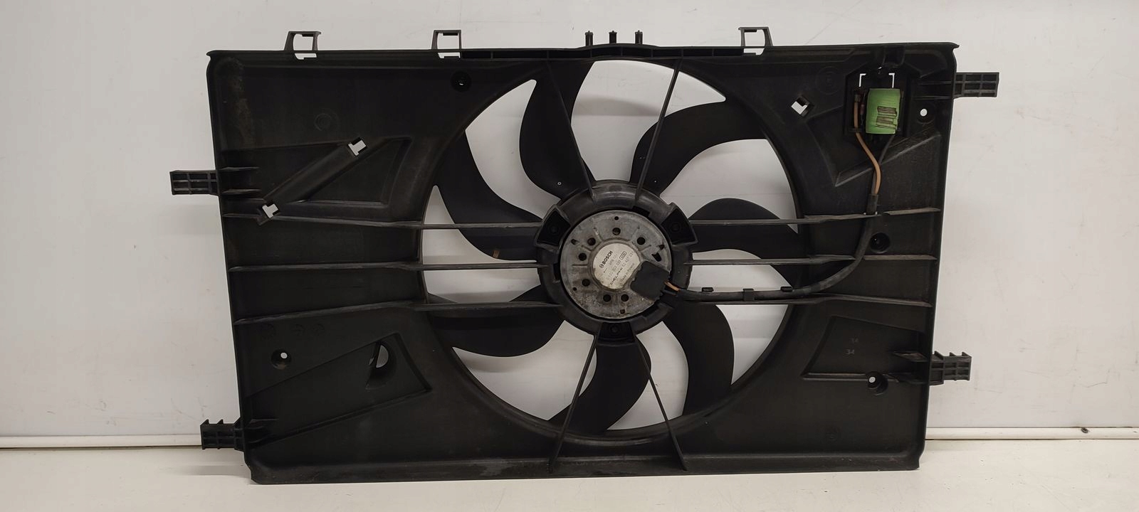 ventilátor chladiče Opel Astra J kombi 2,0 CDTI