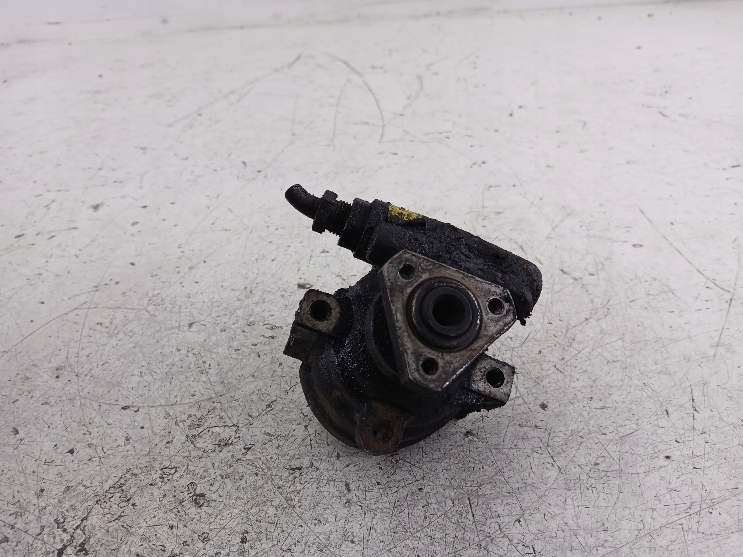 RENAULT CLIO II 1.2 servo pump 7700840105