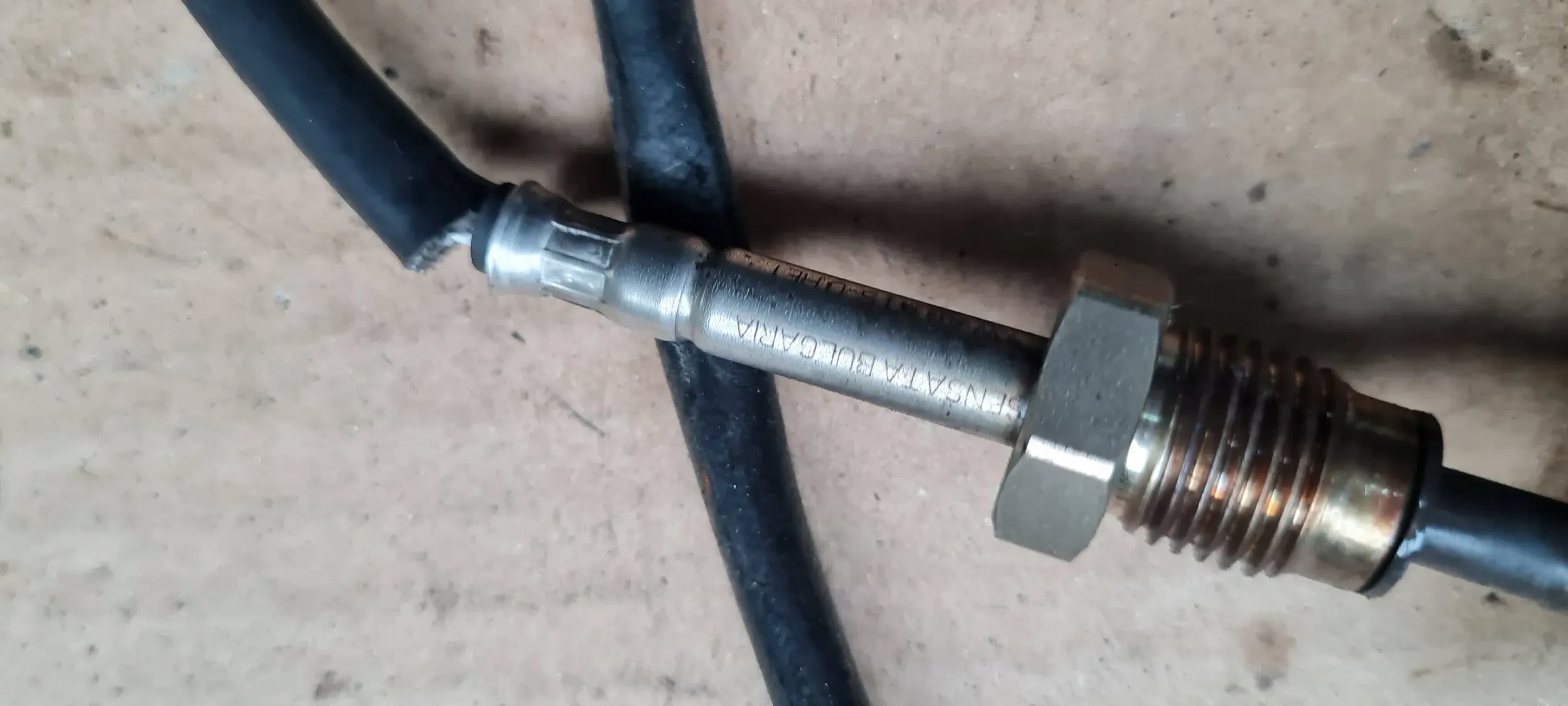 A4 B9 8W SENSOR TEMPERATURY GASE 8W0906088S Q5 80A 8W A5