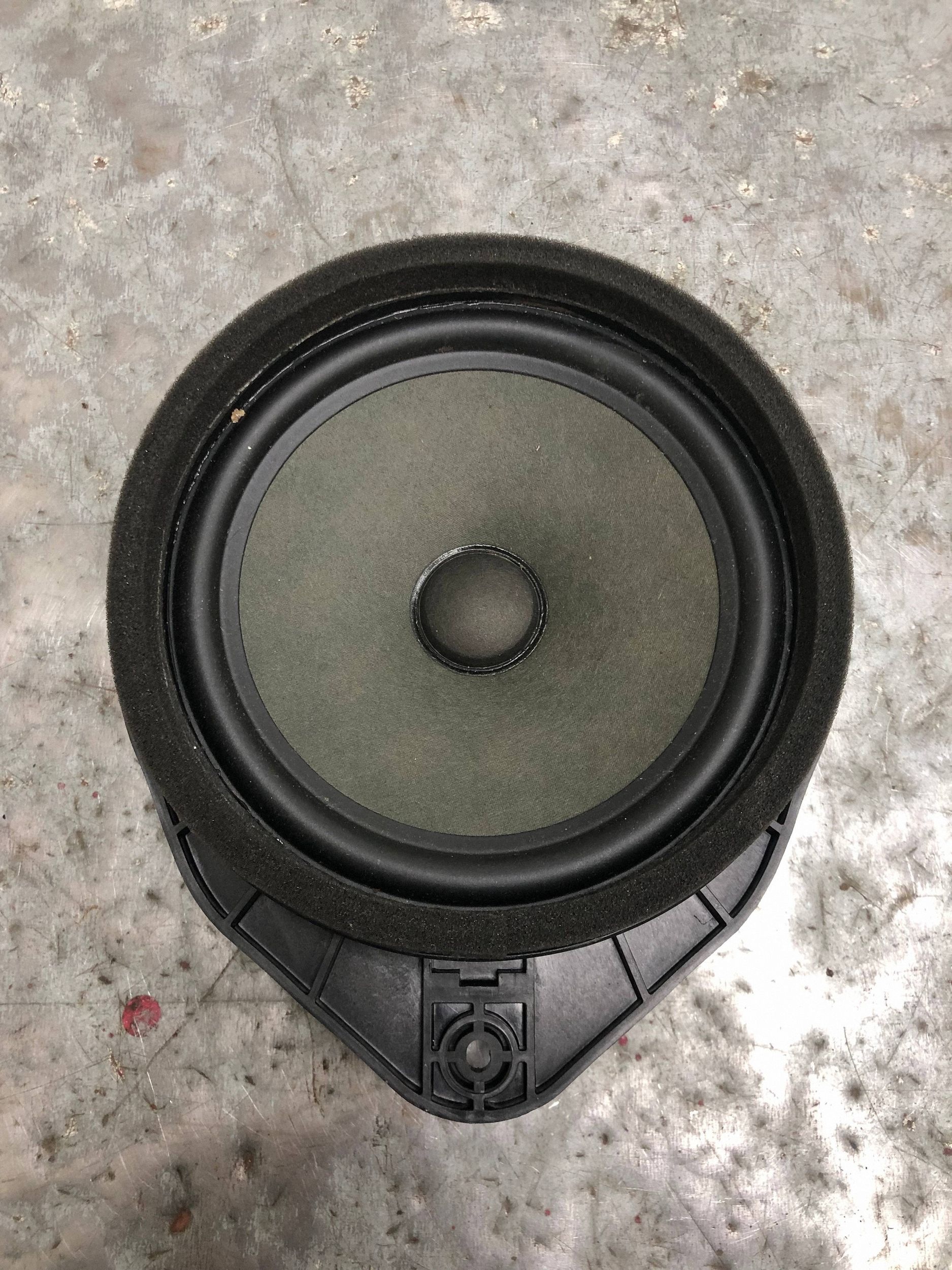 haut-parleur portière avant OPEL ASTRA J KOMBI