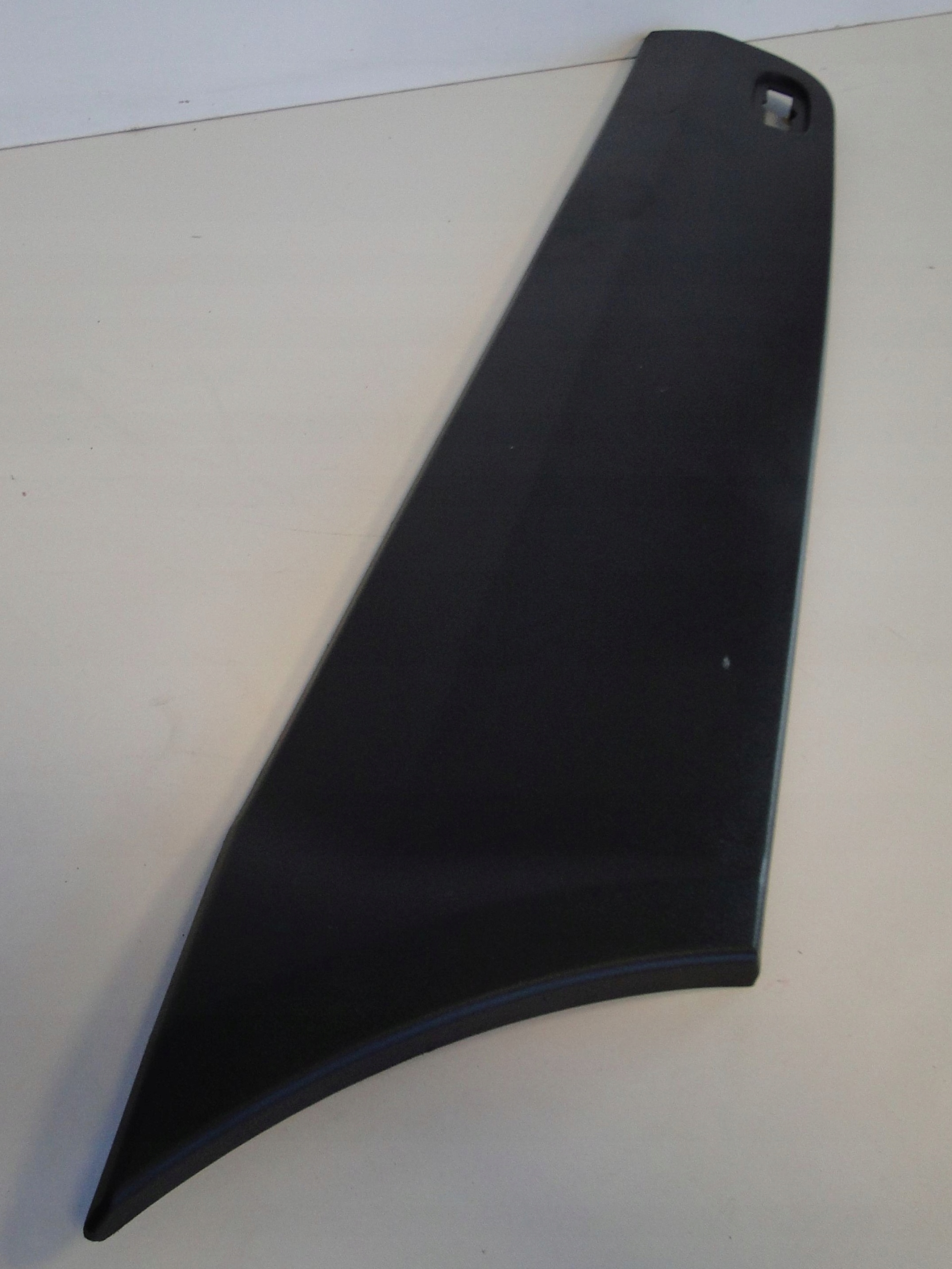 MERCEDES SPRINTER 906 LIFT LISTWA BOCZNA PRAWA TYŁ Numer katalogowy części A9066903400