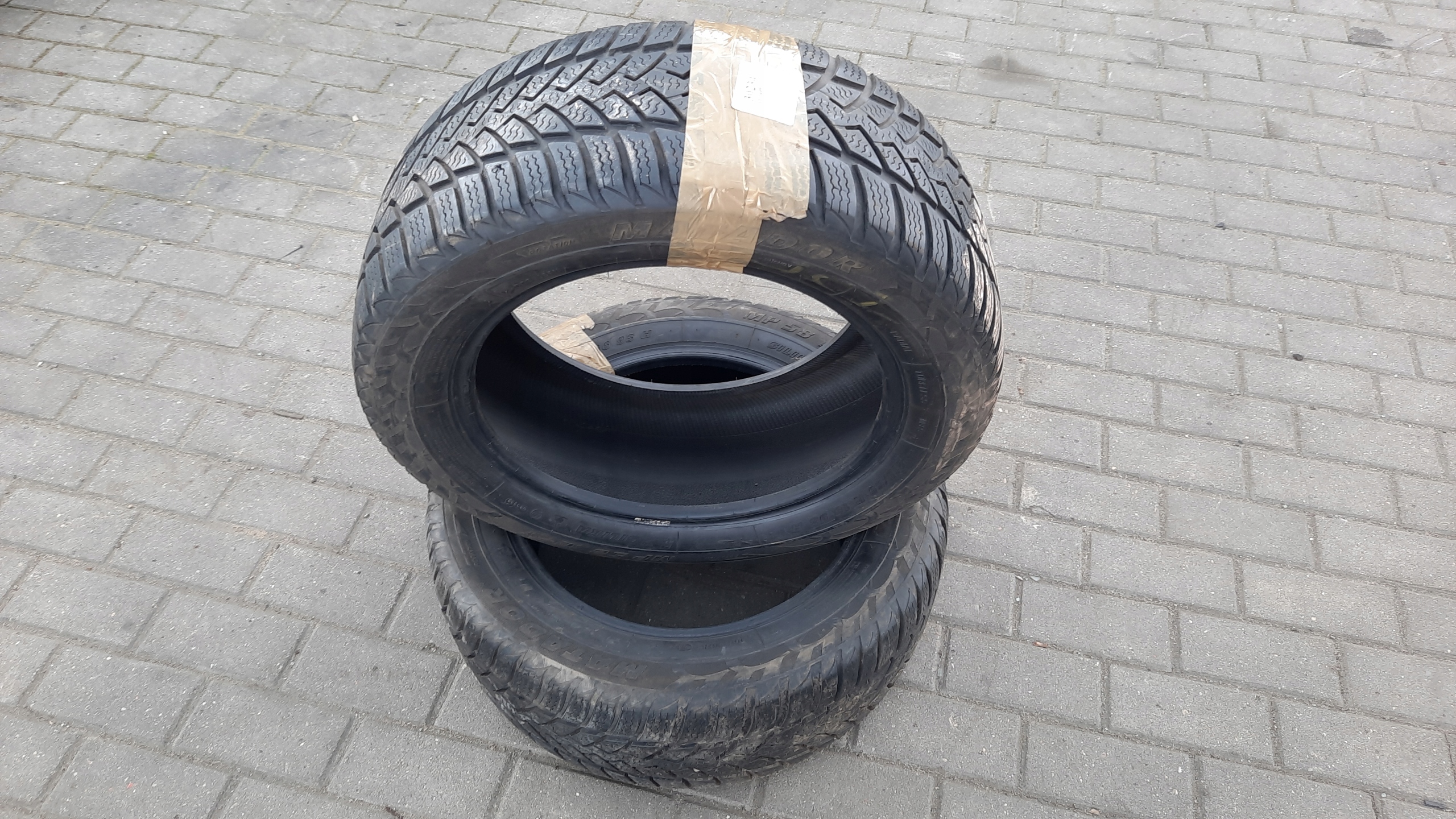 OPONY MATADOR MP58 215/55 R16 07 ROK