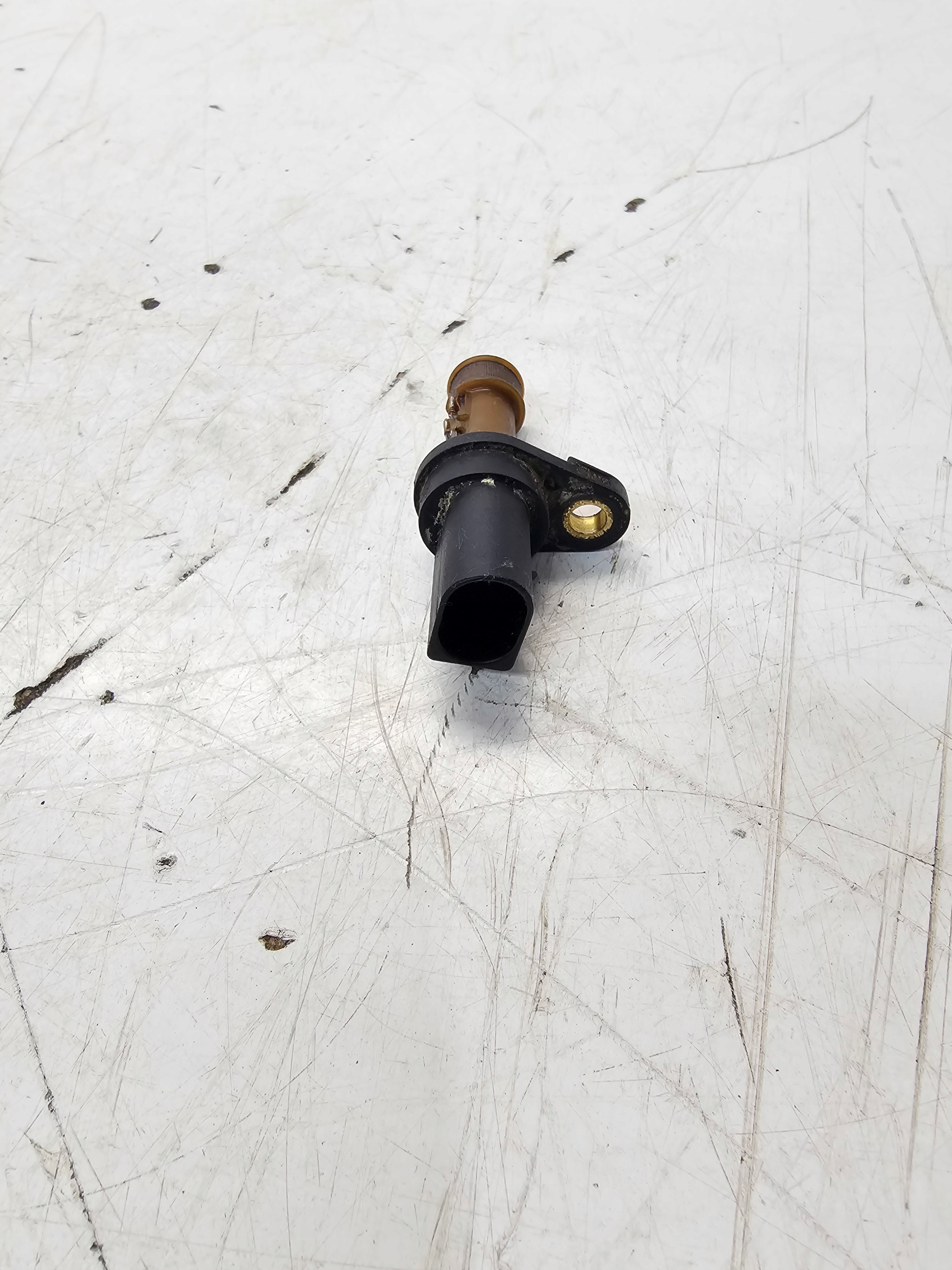 shaft position sensor AUDI VW 1.8 TFSI 06H906433