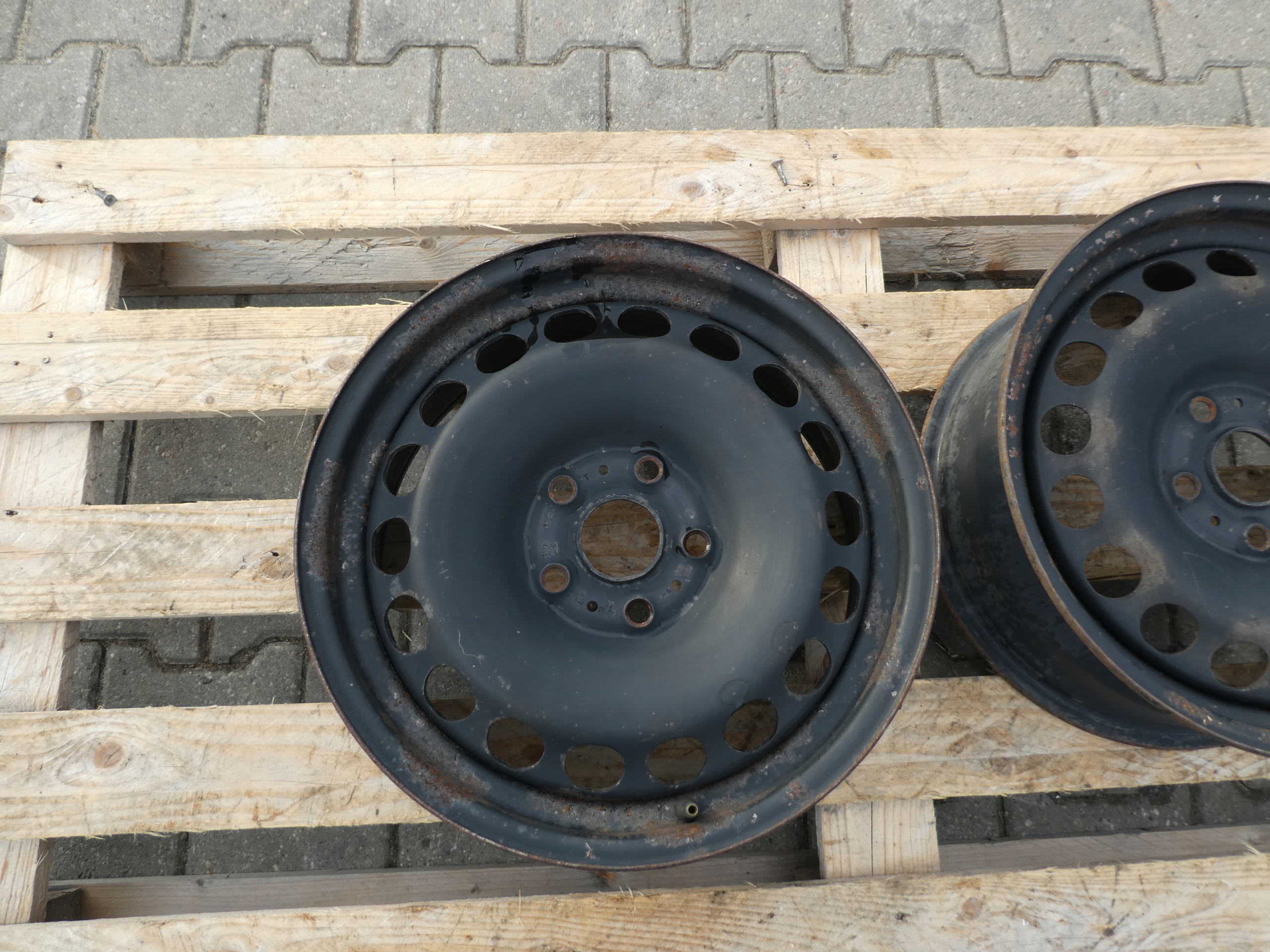 2X CERCHI FERRO VW 5X112 16 7N0601027A