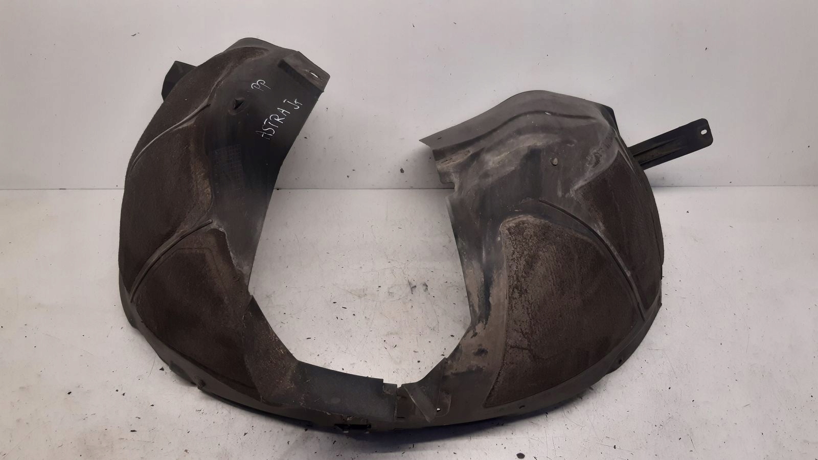 mudguard front front left Opel Astra J 1,7 CDTI