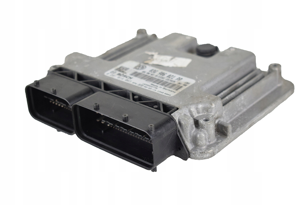 computer control unit VW 2.0 TDI 03G906021PP