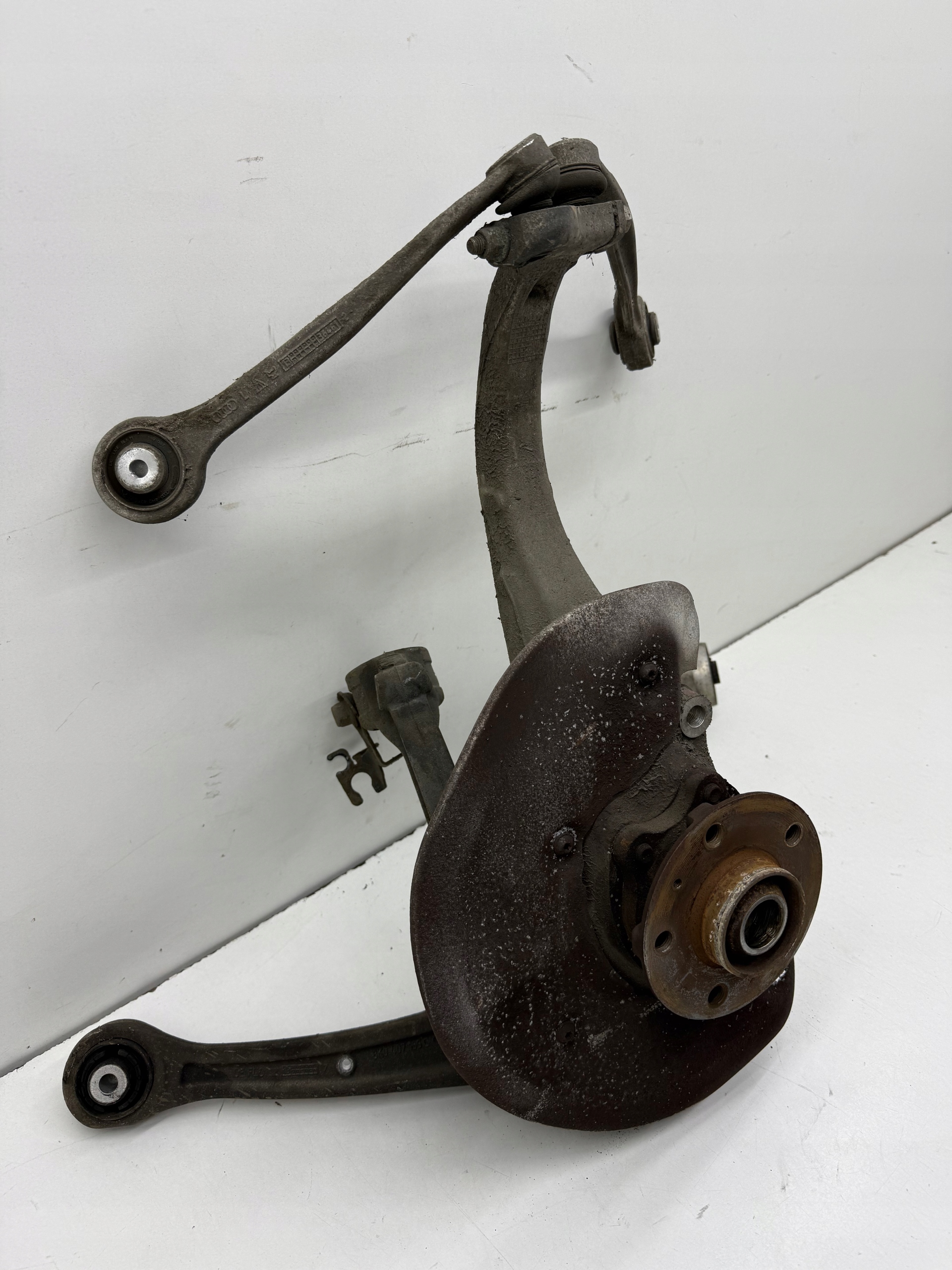 AUDI A6 A7 C7 swing left front arm of the arm complete