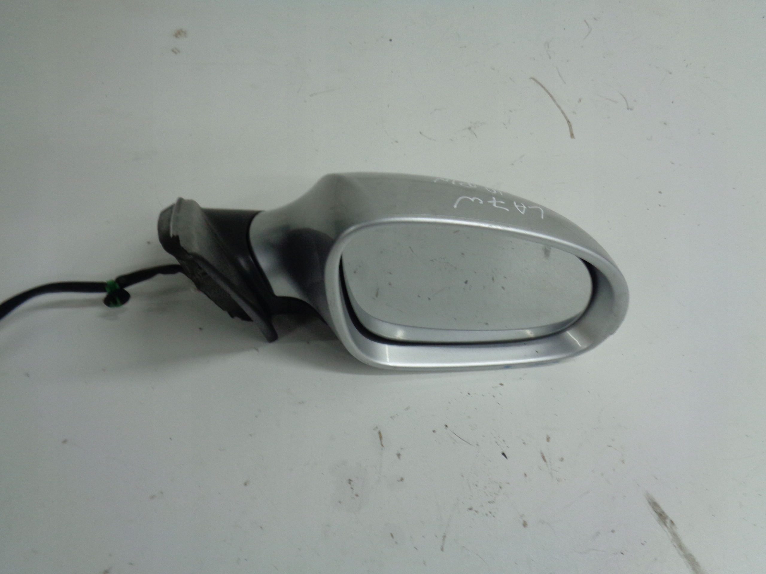 VW PASSAT B6 mirror right 9 PIN LA7W 05-10R
