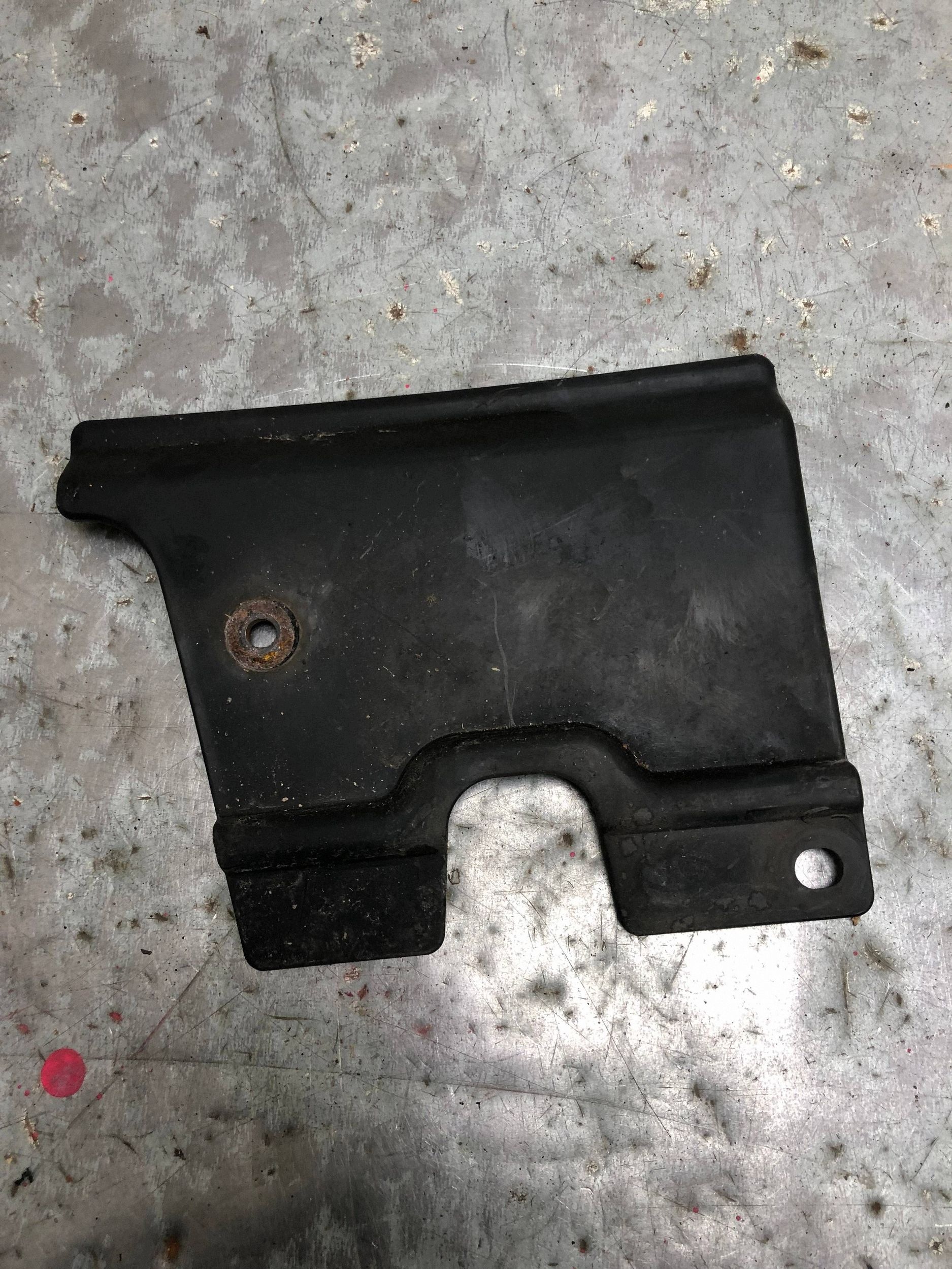 mudguard flap left front HYUNDAI I30 LIFT 29137-2L000