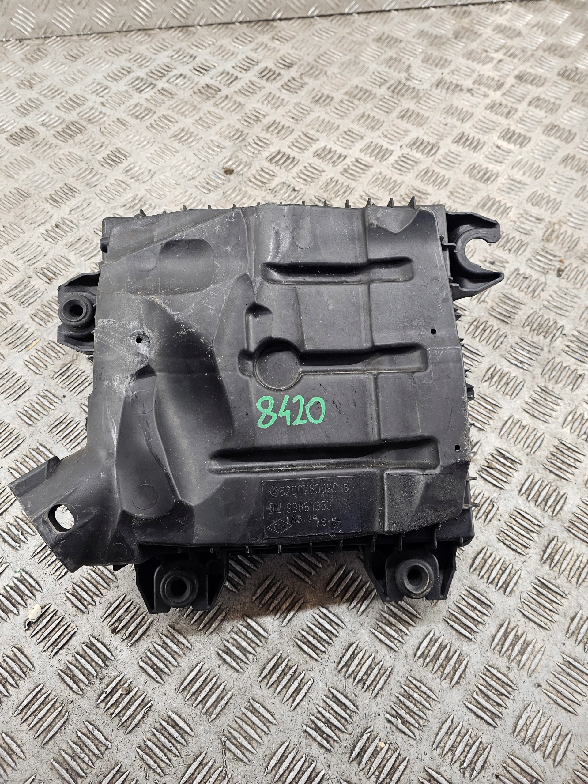 TRAFIC VIVARO Gehäuse filter luft 8200760899B