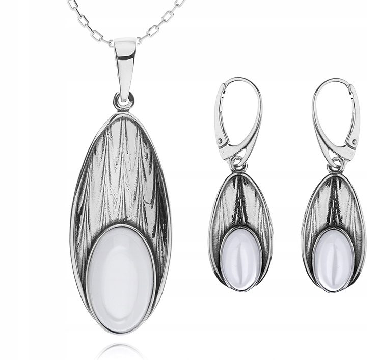 

Srebrna Biżuteria Z Masą Perłową Angielskie Zapięc