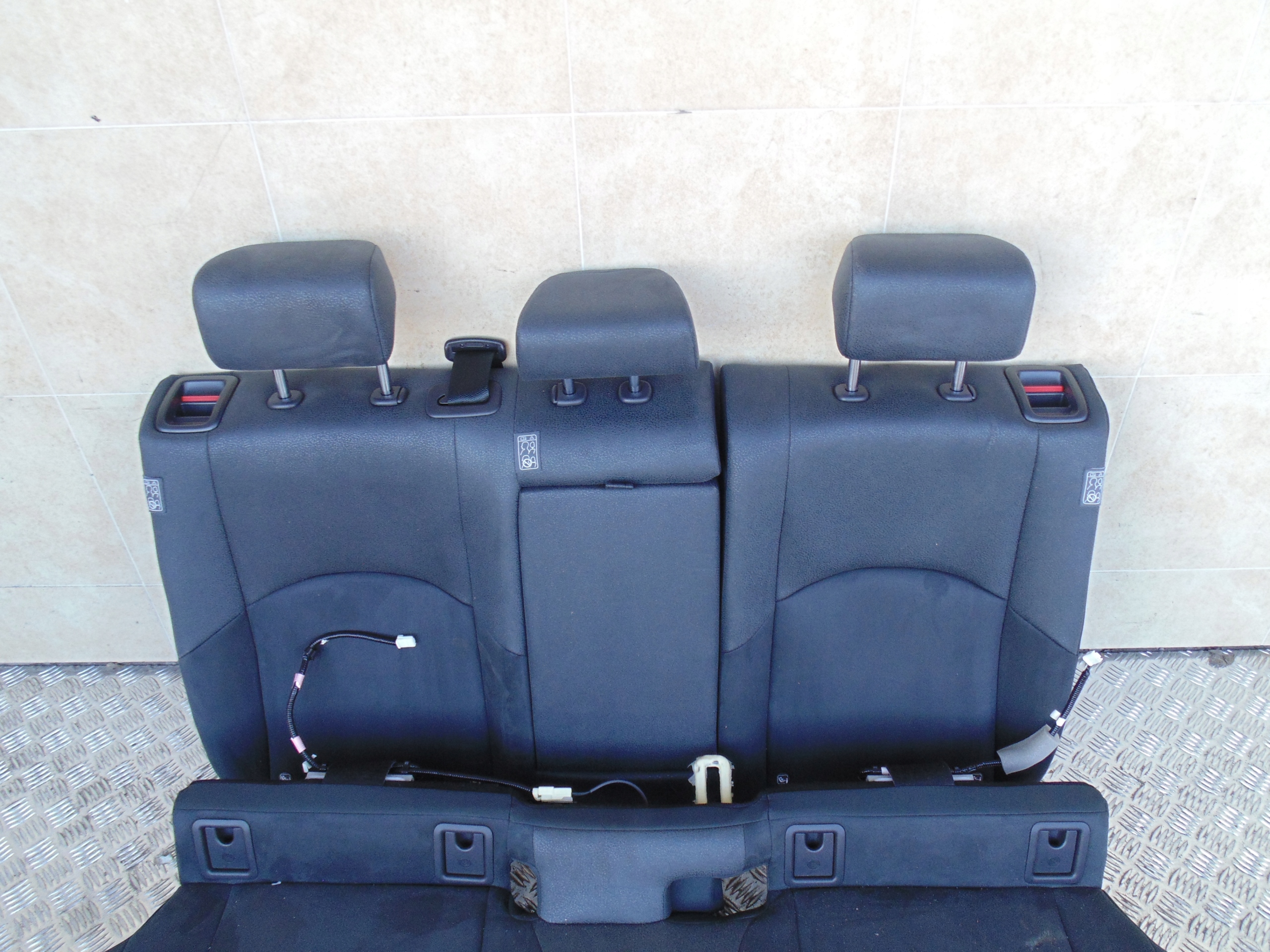 Sitze mitte LEXUS UX UX200 UX250H UX 250H