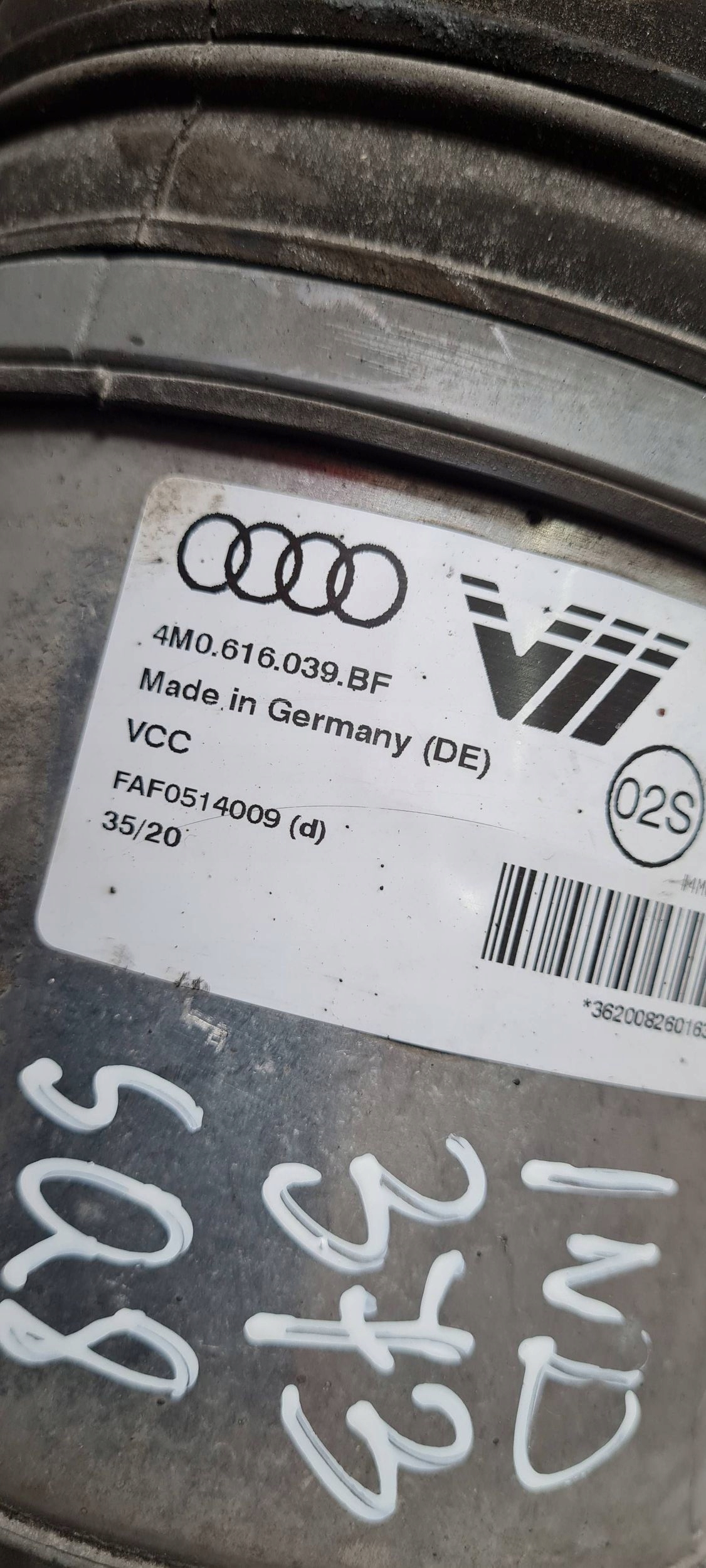 SQ8 4M RSQ8 Q8 shock absorber front left right 4M0616039BF SQ7 4M Q7