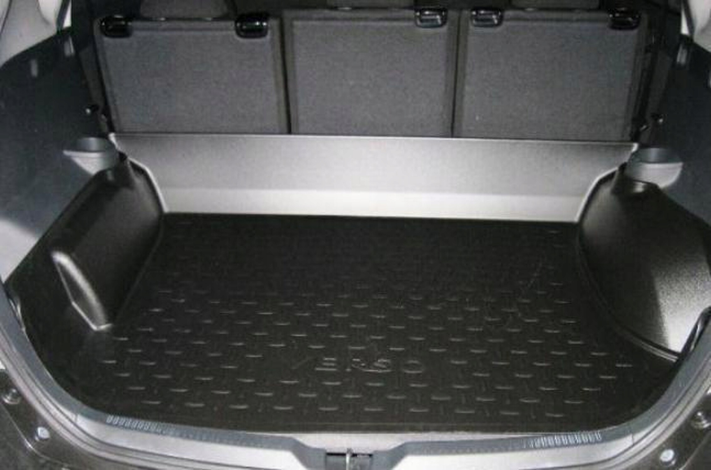 Toyota Verso Gumová podlahová krytina batožinového priestoru PZ434-E8372-PJ Oe