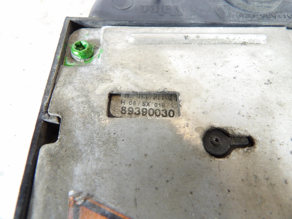 VW PASSAT B6 riadiaca jednotka 89390030
