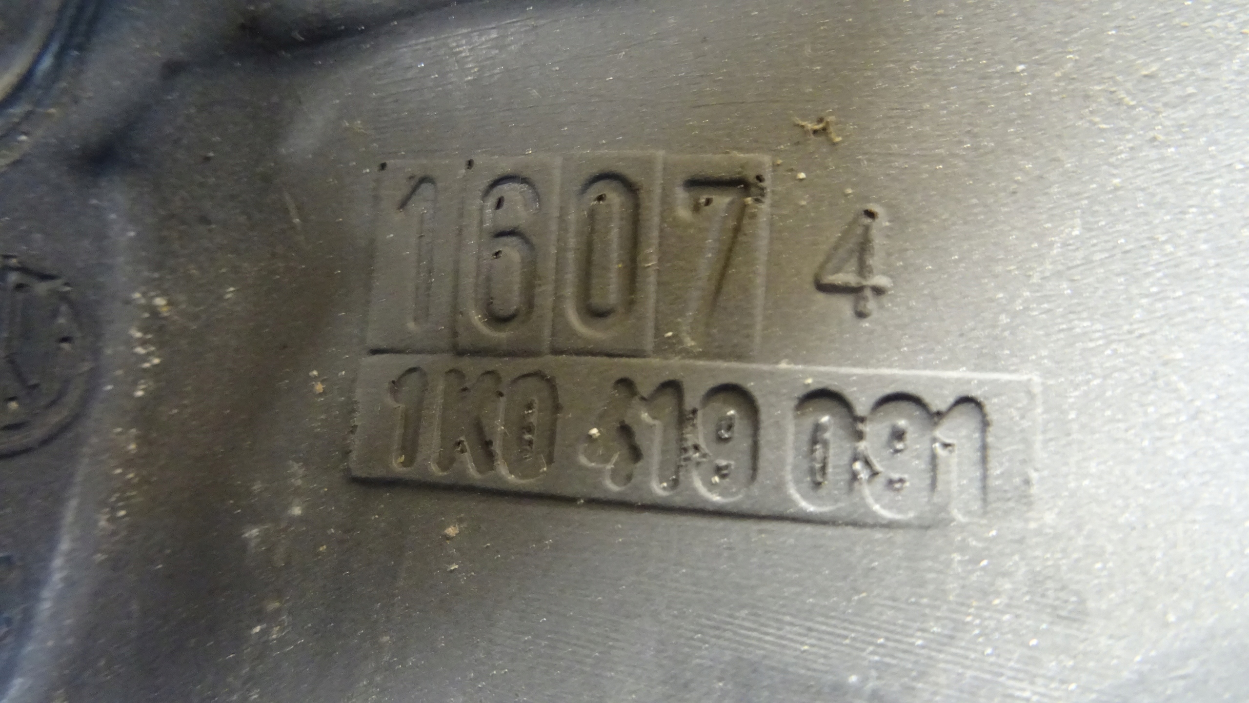 VW GOLF V TOURAN lenkrad 1K0419091 nr M218