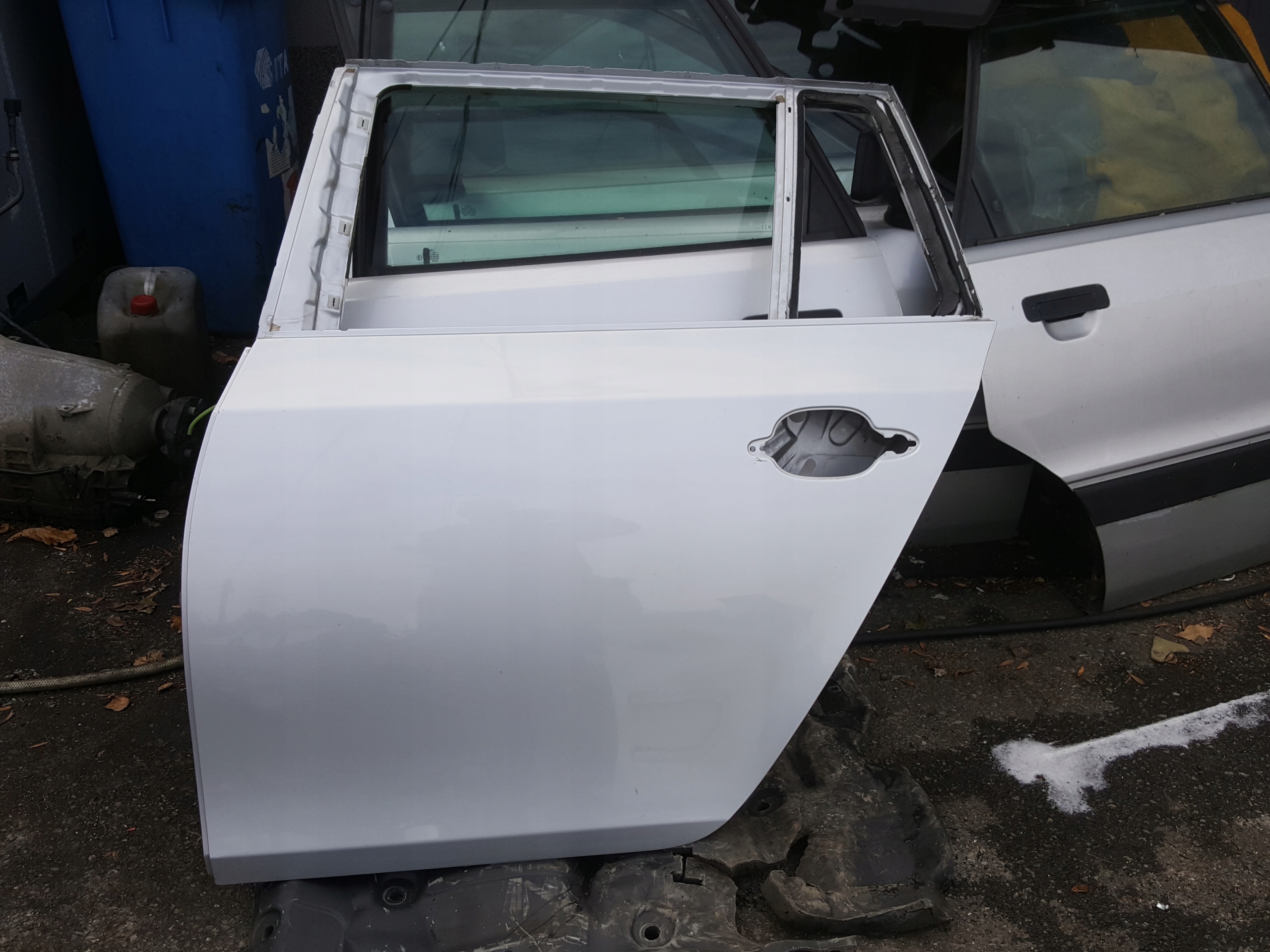 Tür links heck hinten BMW 5 E61 KOMBI silberne OE