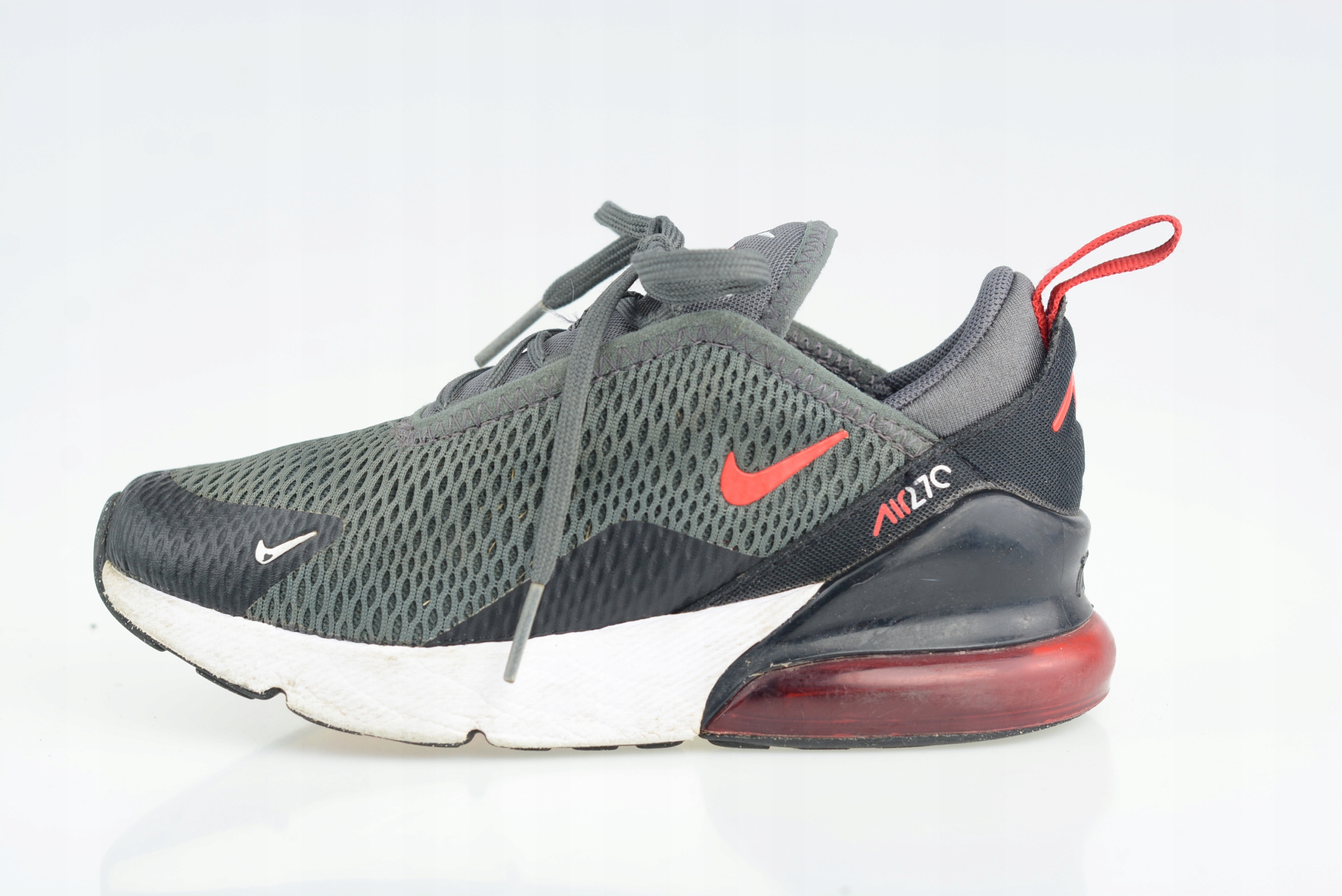 Sportsdirect Buty Dzieciece Nike Air Max 270 Junior Boys Nike Air