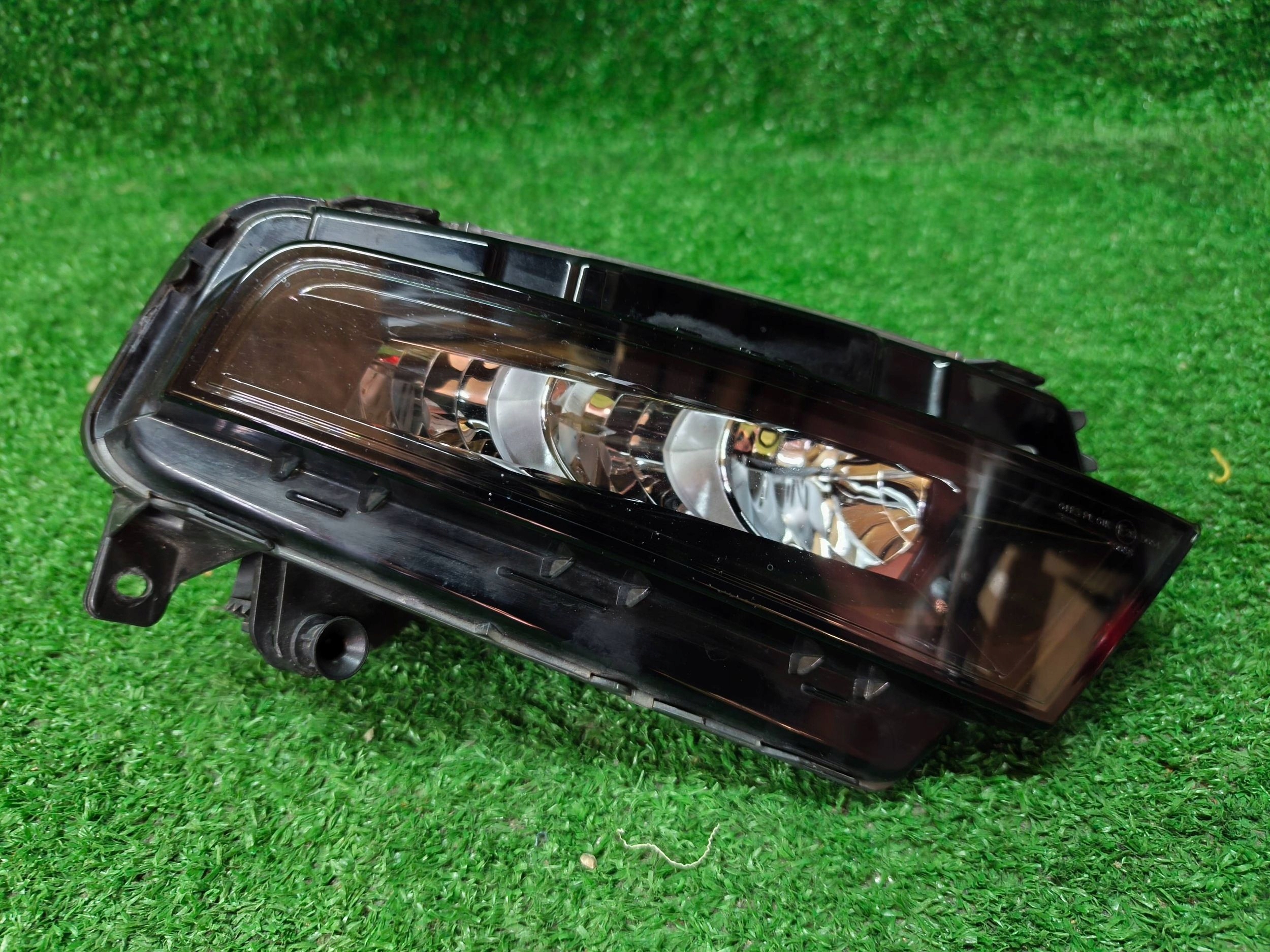 fog light right front SEAT ATECA LED NR.1253