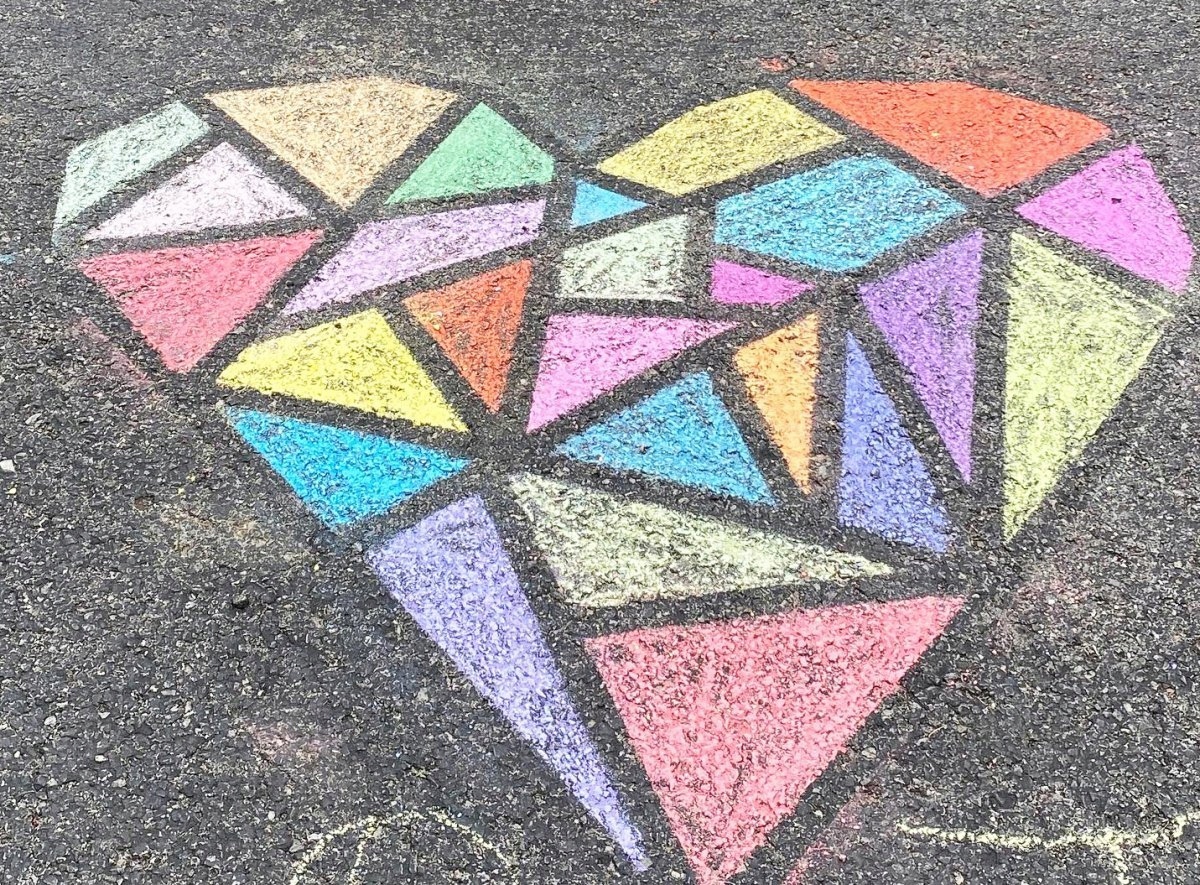 KREDA CHODNIKOWA KOLOROWA GRUBA + NEON 20szt JUMBO KIDEA W WIADERKU Marka Kidea