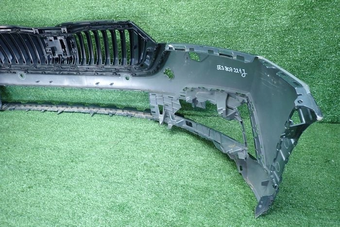 SKODA OCTAVIA IV SCOUT 19- Frontstoßstange vorne