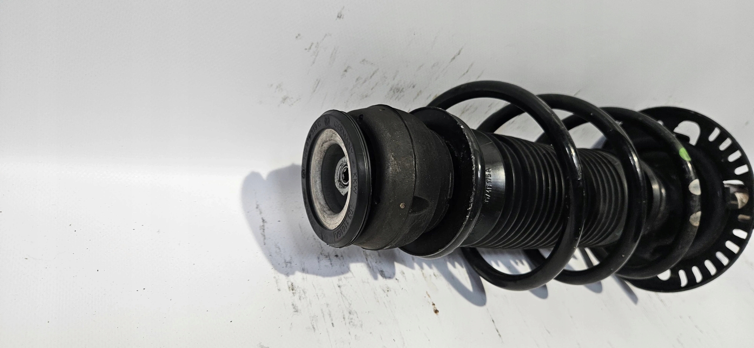shock absorber left front VW UP MII CITIGO 1S0413031B