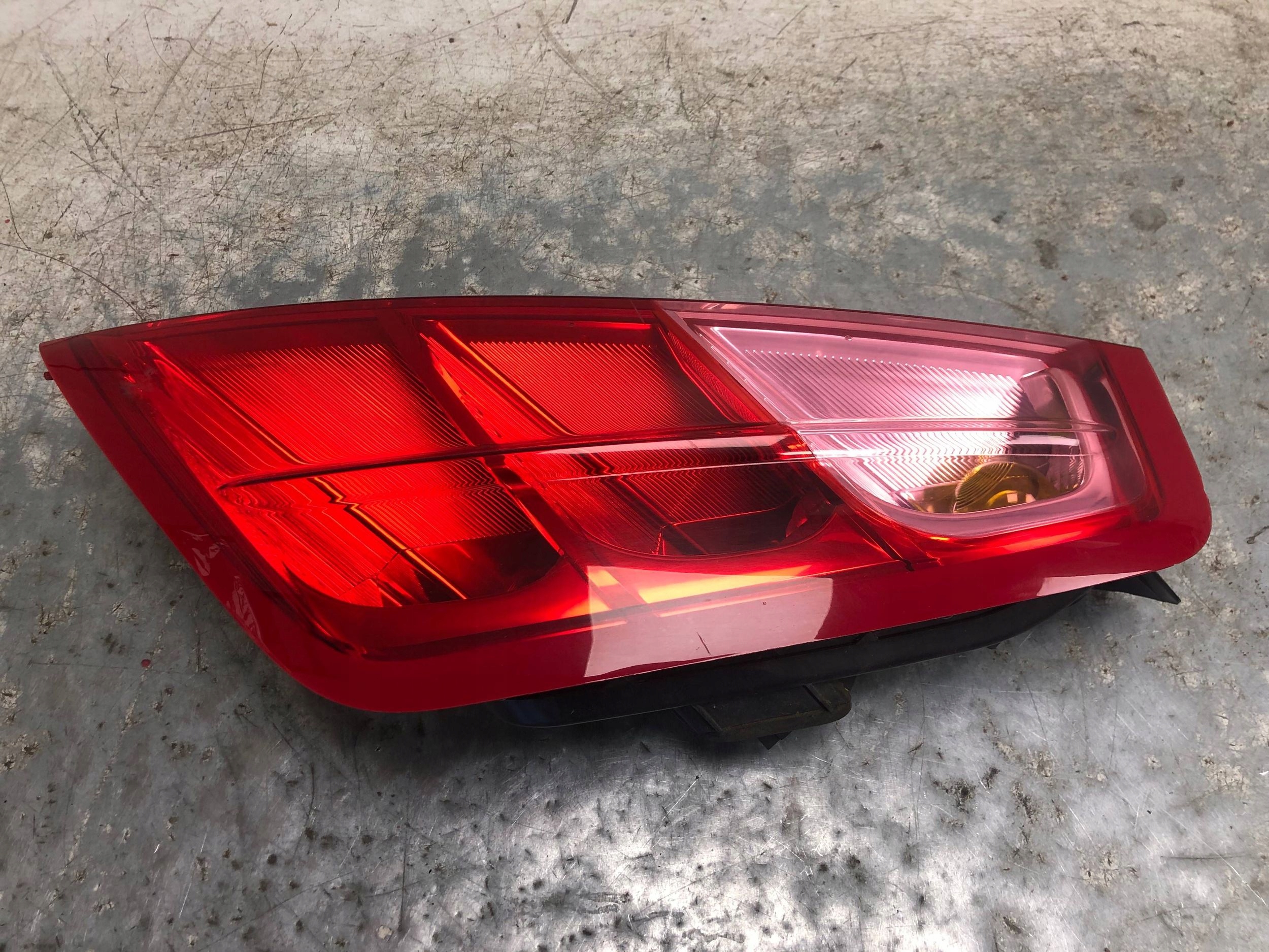 light right rear part FIAT GRANDE PUNTO 27460202