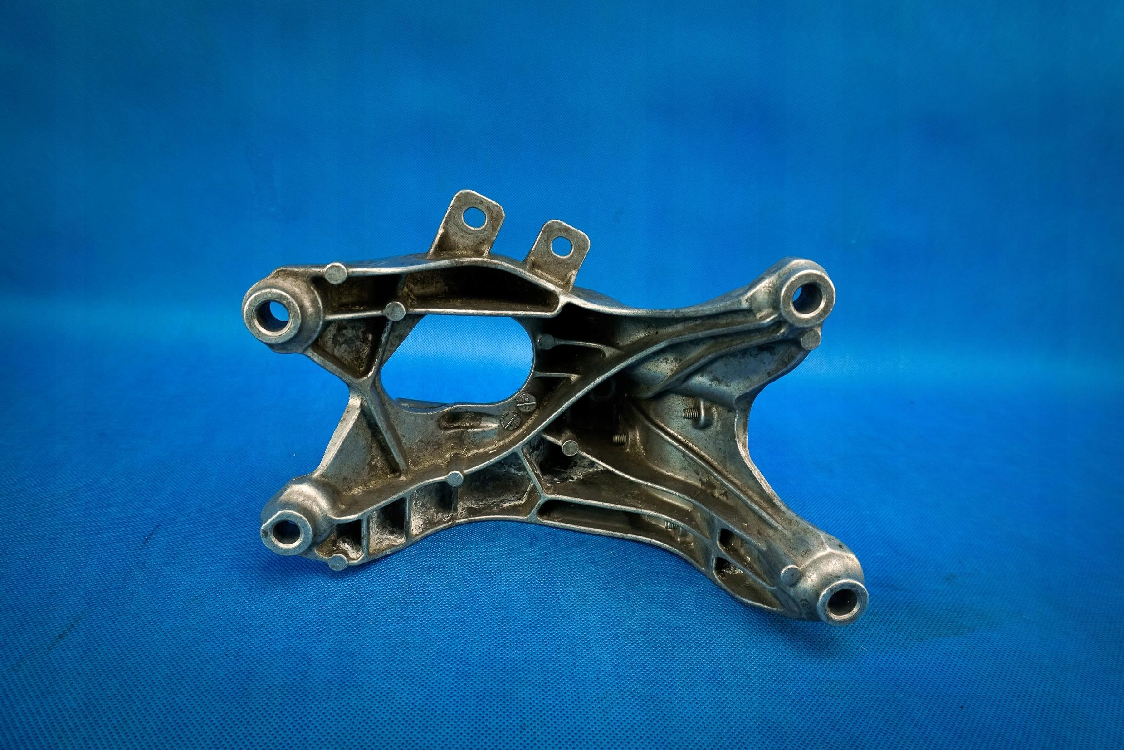 bearing engine mount Audi A4 8W 4M0199308AA 2.0TFS