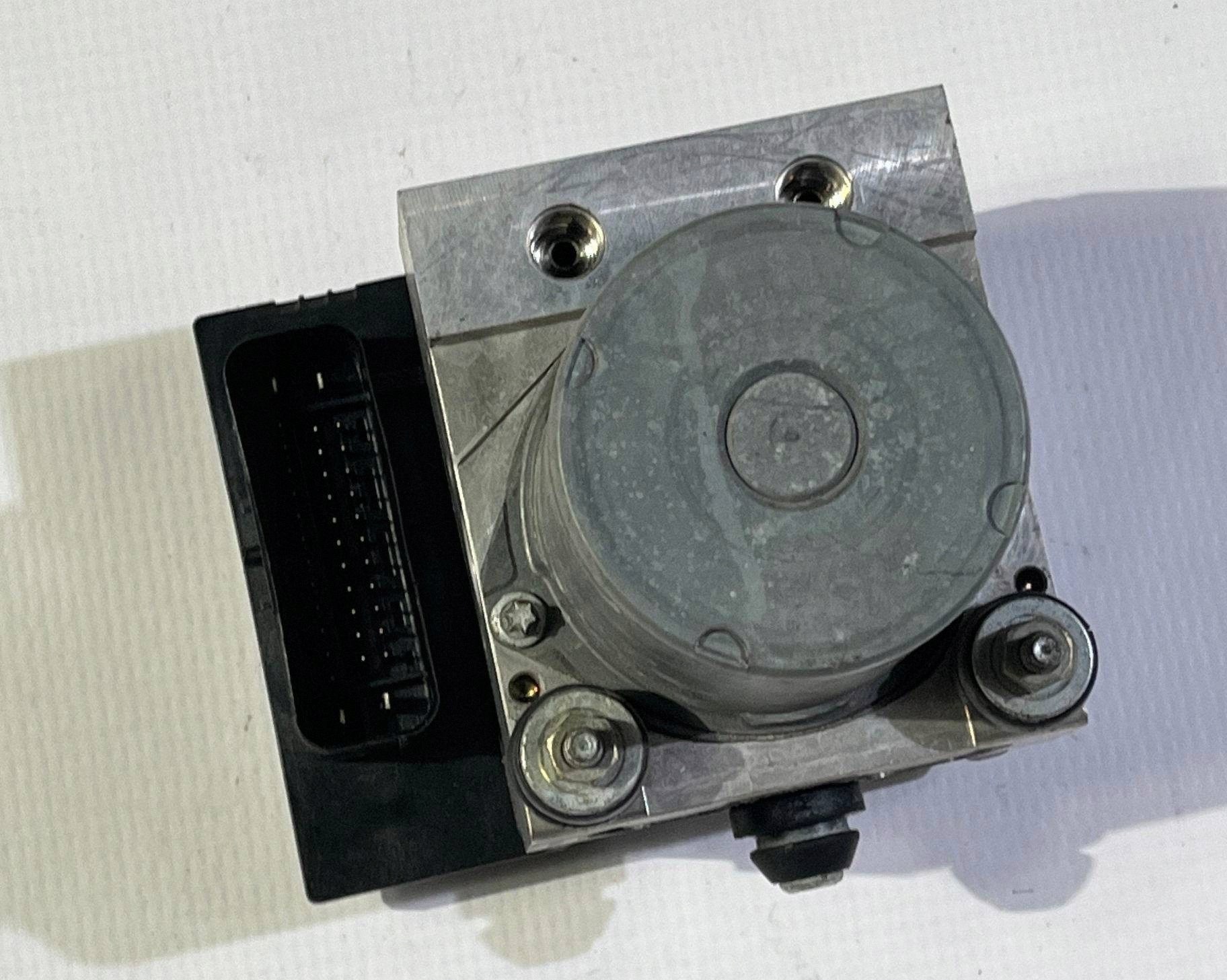 brake booster control unit ABS Chevrolet Camaro SS 6.2 2010- 22873643