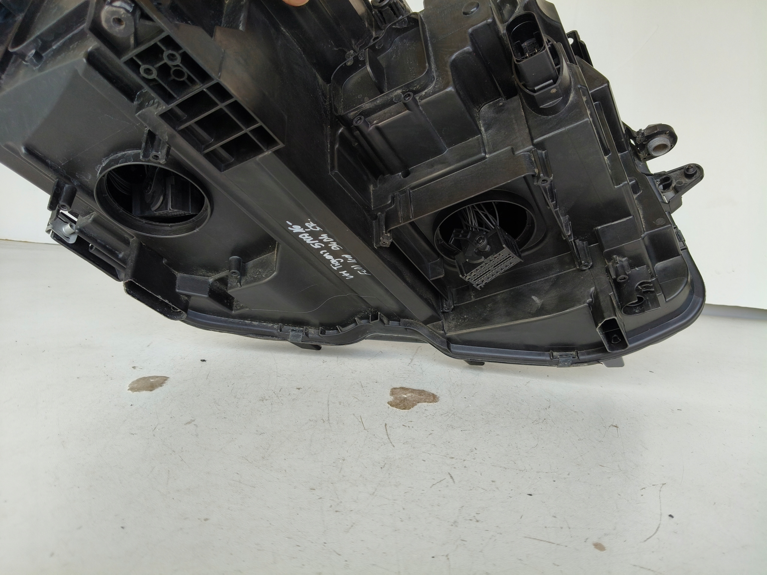 light left REFLEKTOR VW TIGUAN 5N 5NA 16- FULL LED
