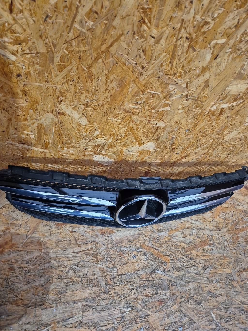 Mercedes-Benz C-Klasse W205 Kühlergrill FRONTGRILL Kühlergitter - Thumbnail 2