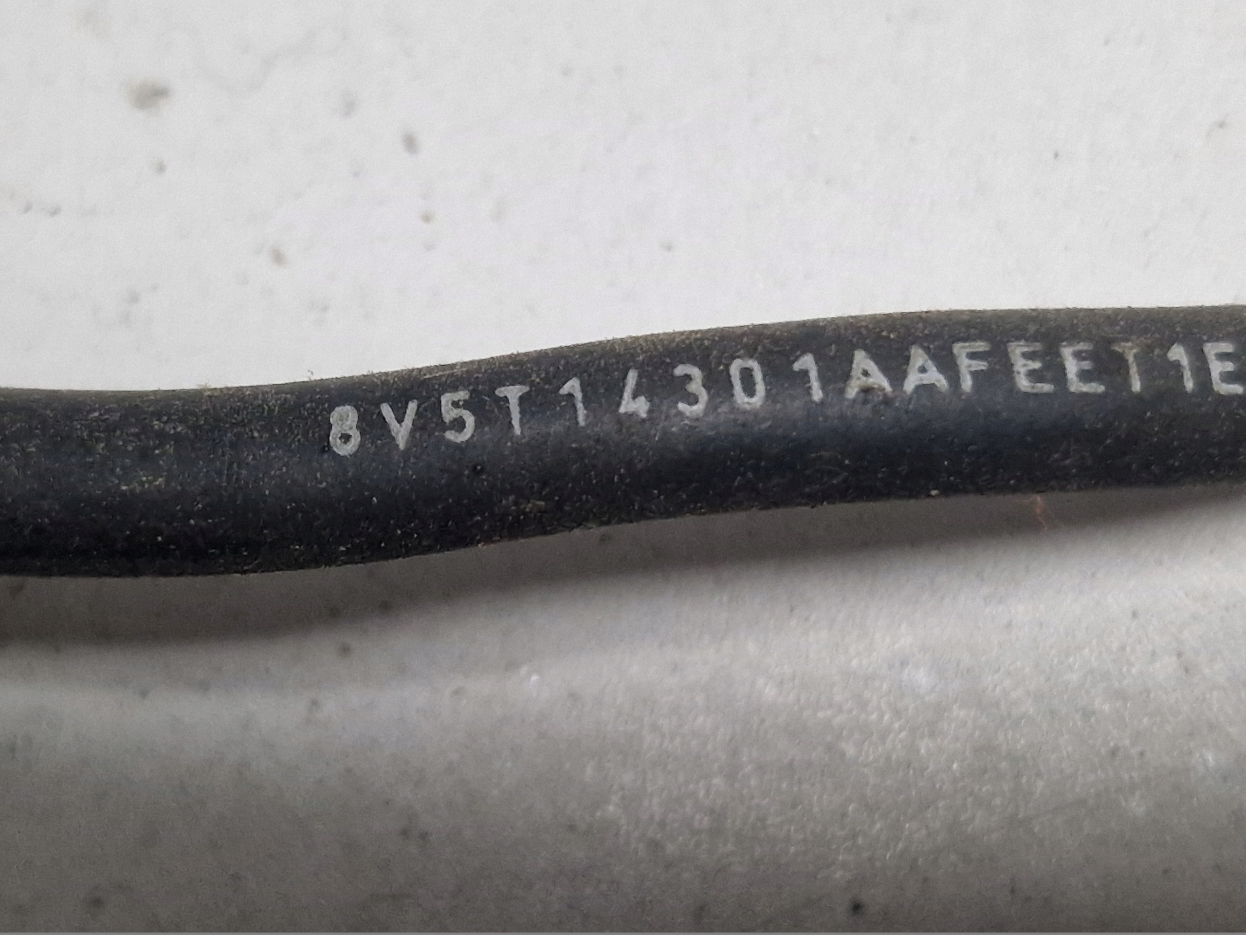 minus clamp bundle wiring FORD FIESTA MK7 8V5T-14301-AA