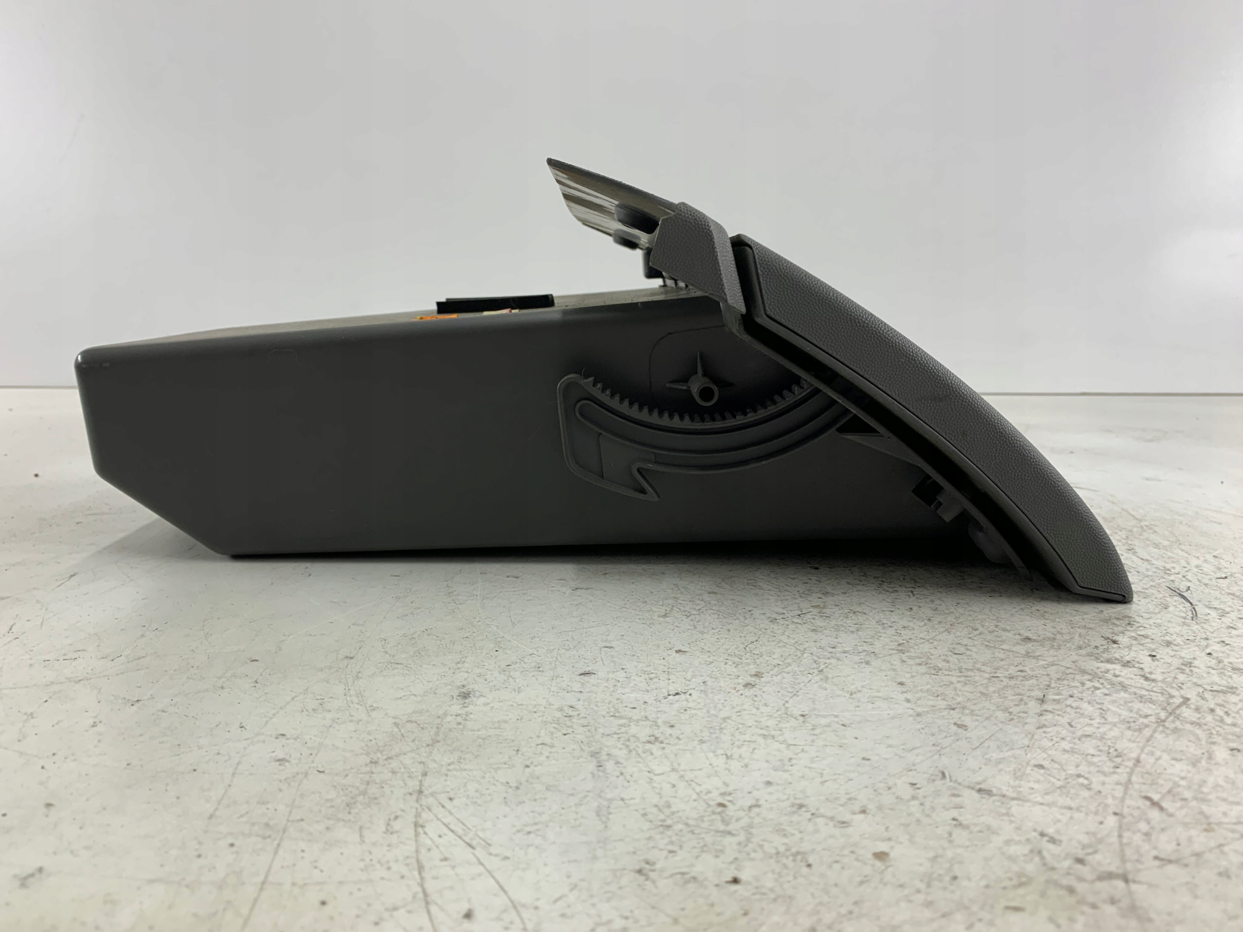 OPEL CORSA C pretinac suvozača suvozača 09114403
