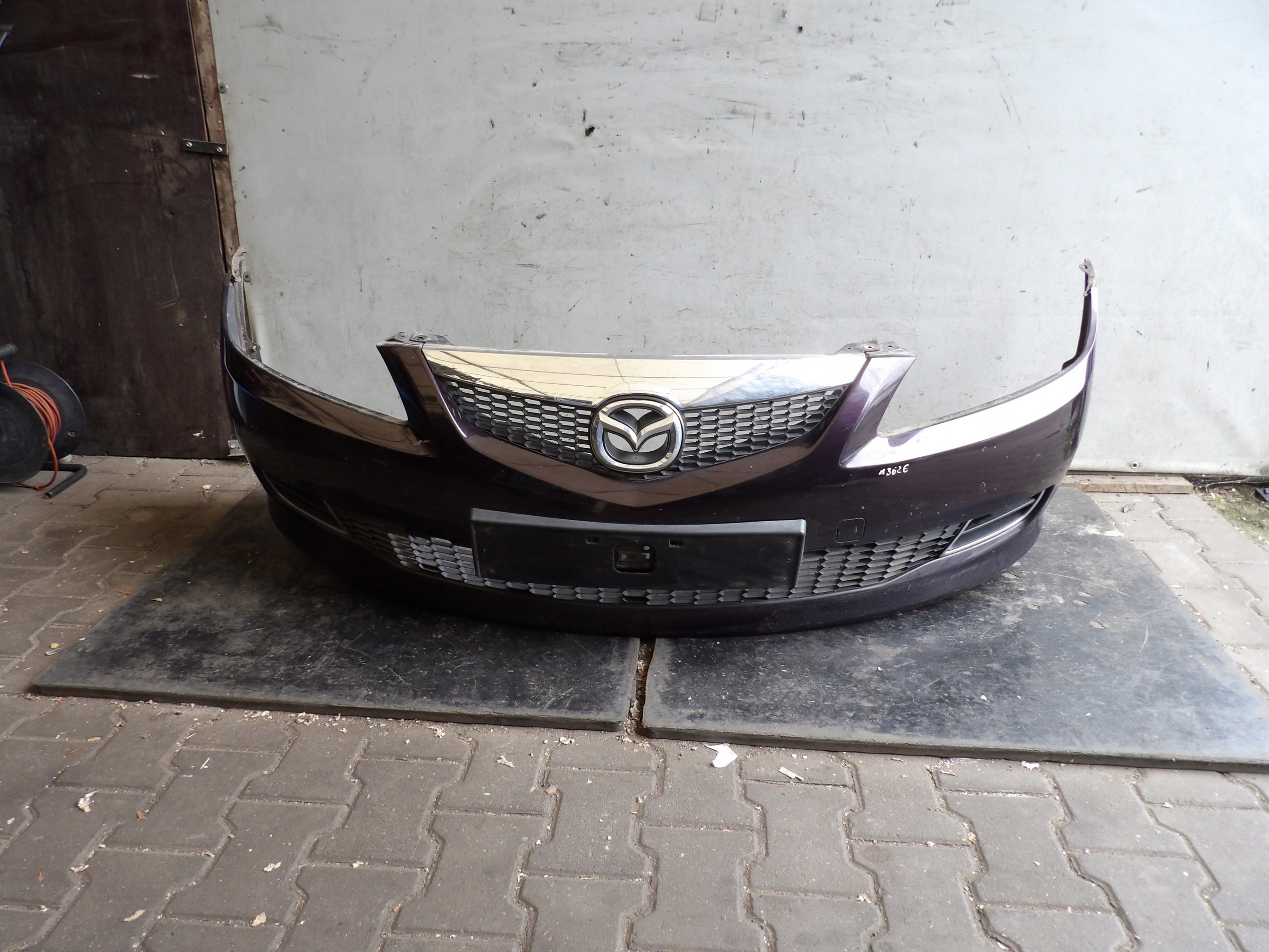 Mazda 6 und Frontstoßstange