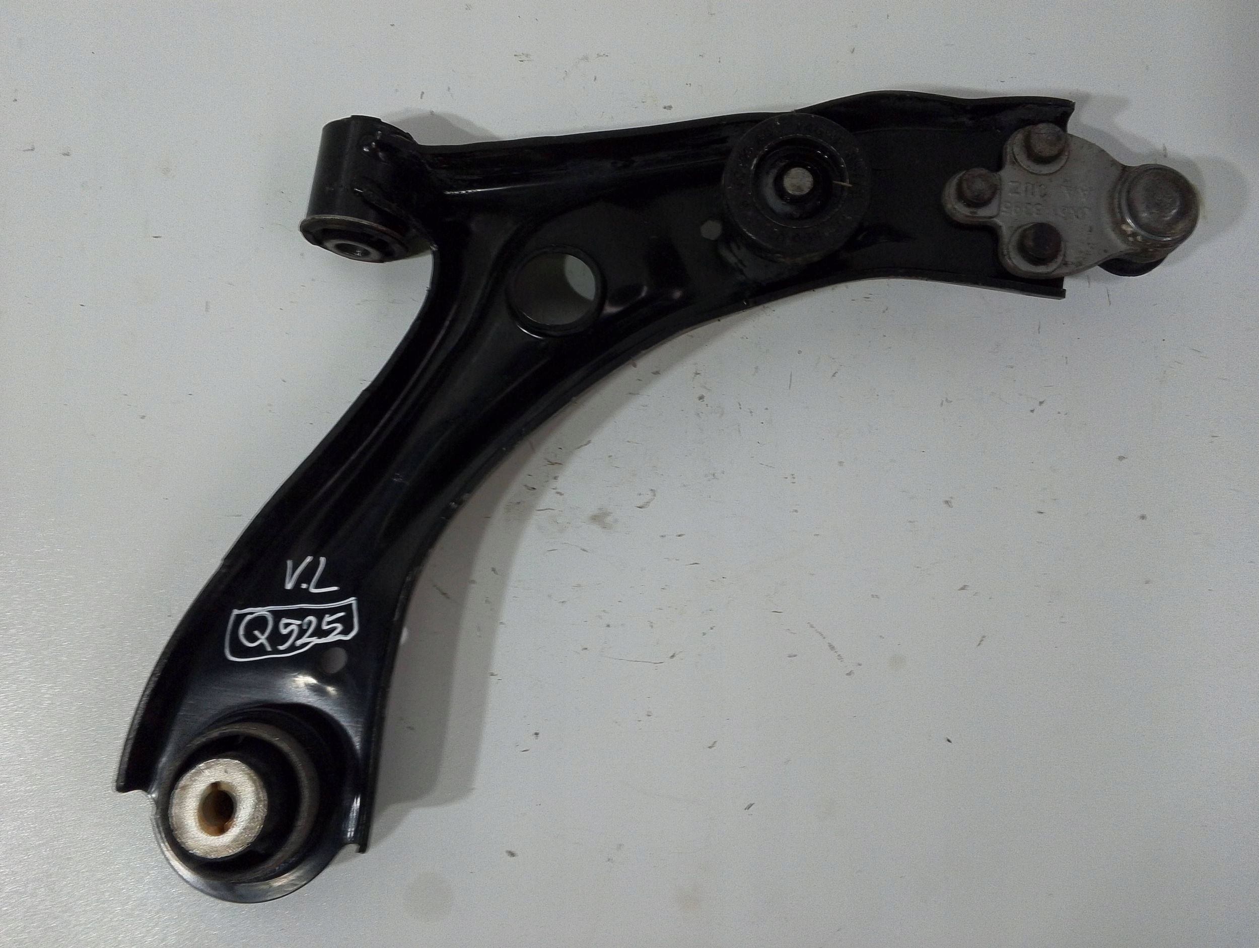 Ford Focus MK4 arm front left JX613A424AEB (Q525)